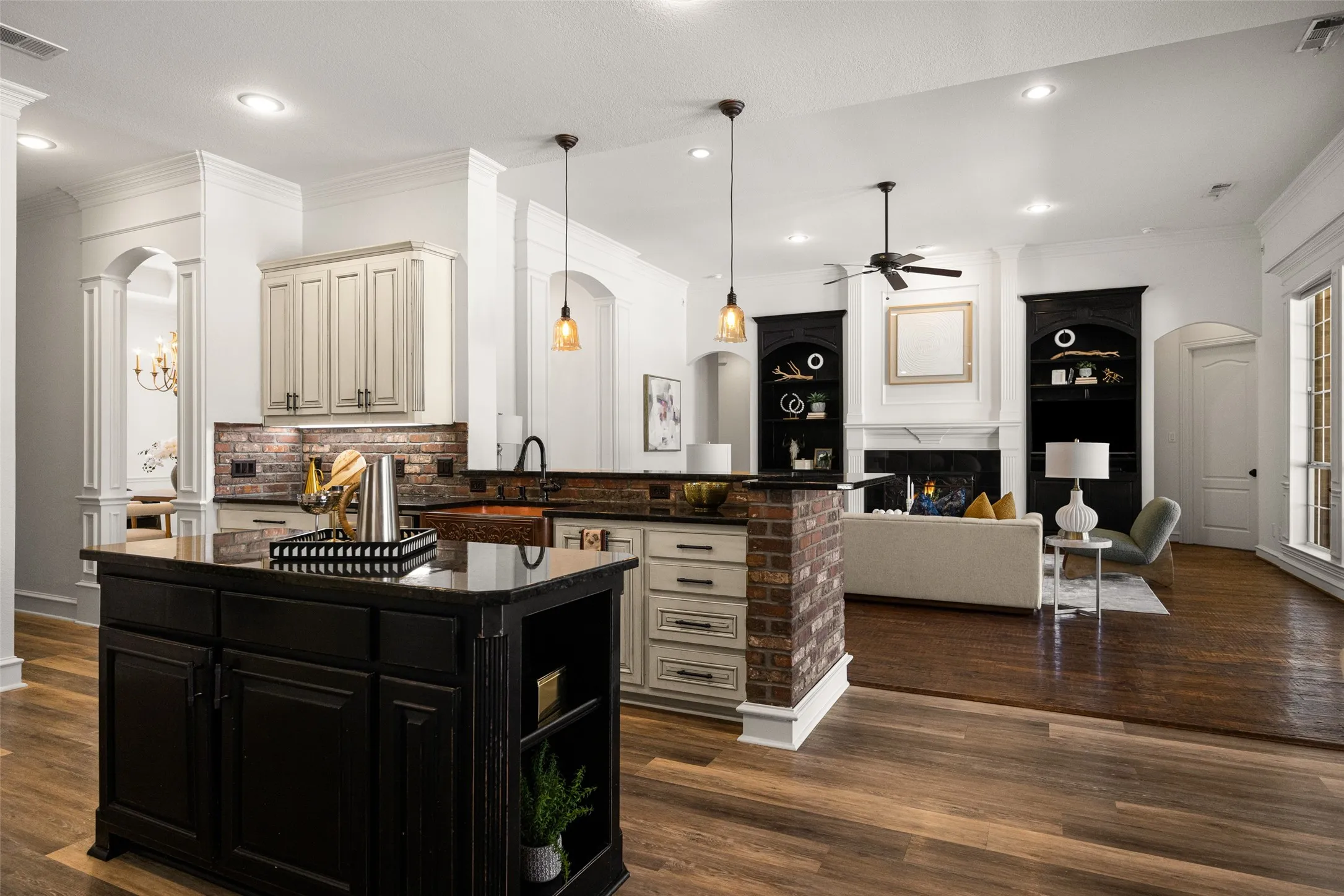 Single Family Residence For Sale in Collin County , 5801 Bracknell Drive, Parker, Texas 75002, 5 Bedroom, 4 Bathroom, 3 Garage spaces, 4,007 Sqft, built in 2003, mls#21388250, Real Estate Agent in Parker, Homes For Sale in Collin county, Homes For Sale in Parker, Realtor in Parker Texas, Real Estate Brokerage Independent Realty Texas, Luminita Cordes Realtor