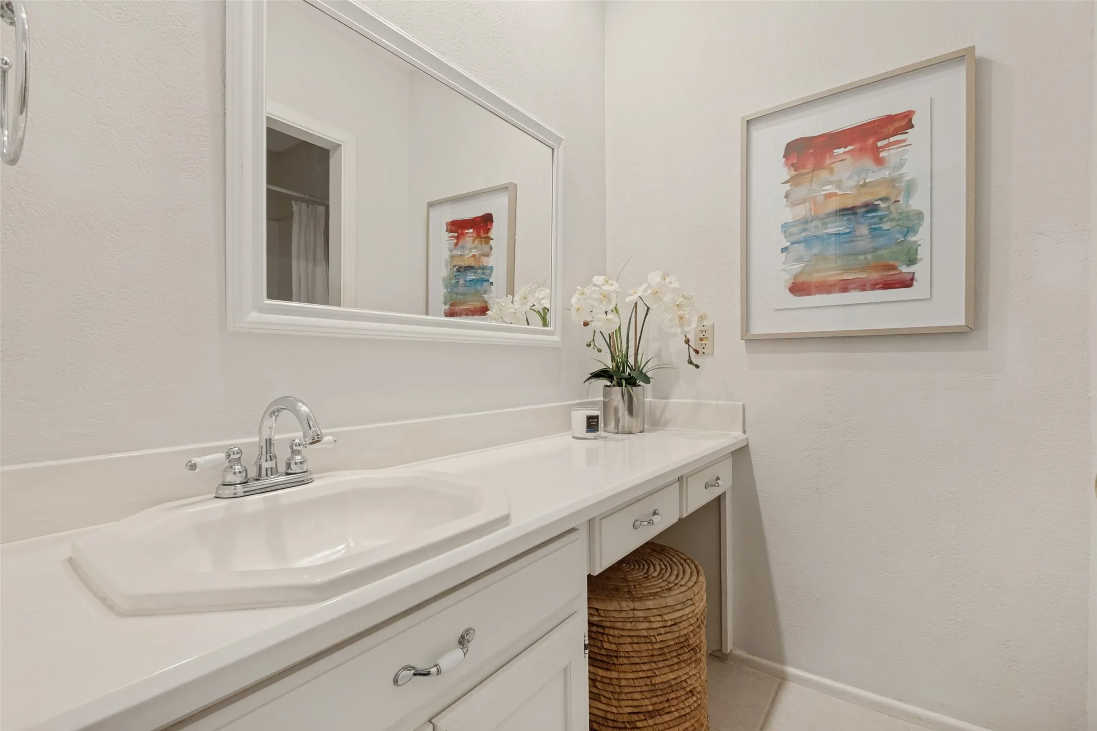 Single Family Residence For Sale in Dallas County , 5838 Morningside Avenue, Dallas, Texas 75206, 3 Bedroom, 2 Bathroom, Garage spaces, 2,168 Sqft, built in 1924, mls#21389120, Real Estate Agent in Dallas, Homes For Sale in Dallas county, Homes For Sale in Dallas, Realtor in Dallas Texas, Real Estate Brokerage Independent Realty Texas, Luminita Cordes Realtor