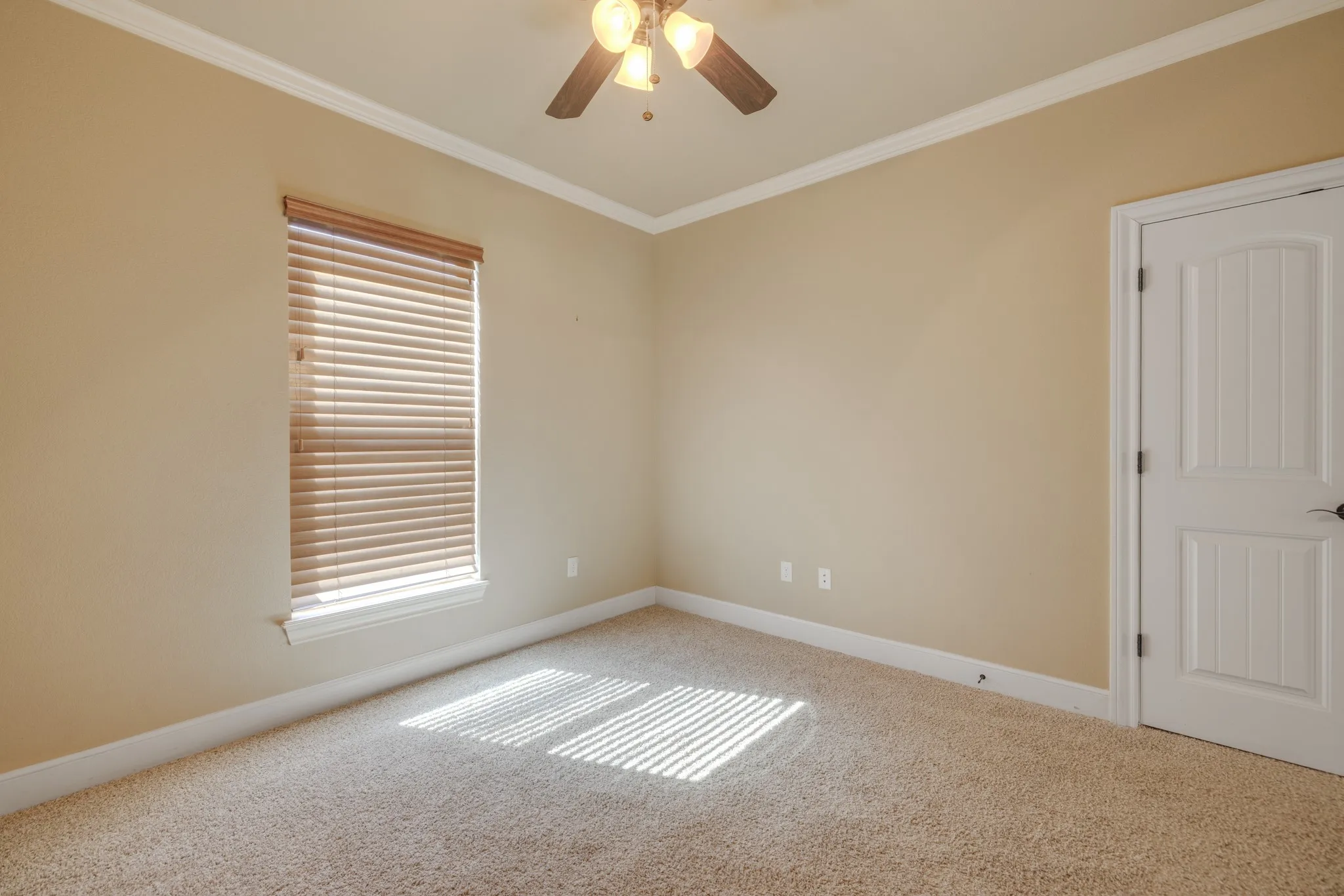 Single Family Residence For Sale in Taylor County , 181 Cougar Run, Tuscola, Texas 79562, 5 Bedroom, 3 Bathroom, 3 Garage spaces, 2,543 Sqft, built in 2014, mls#21388554, Real Estate Agent in Tuscola, Homes For Sale in Taylor county, Homes For Sale in Tuscola, Realtor in Tuscola Texas, Real Estate Brokerage Independent Realty Texas, Luminita Cordes Realtor