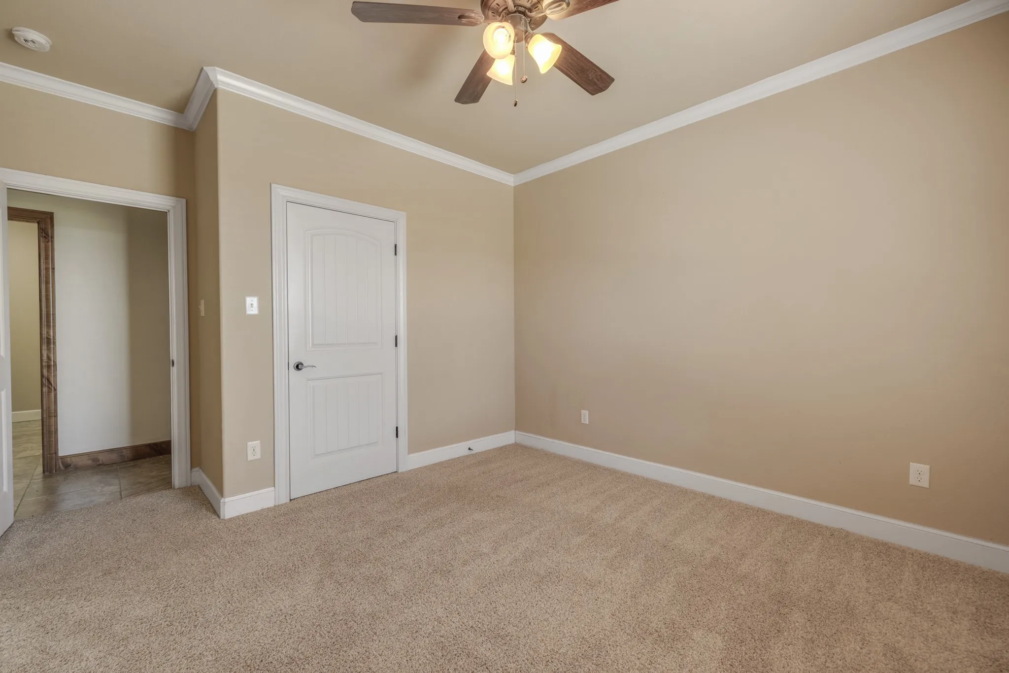 Single Family Residence For Sale in Taylor County , 181 Cougar Run, Tuscola, Texas 79562, 5 Bedroom, 3 Bathroom, 3 Garage spaces, 2,543 Sqft, built in 2014, mls#21388554, Real Estate Agent in Tuscola, Homes For Sale in Taylor county, Homes For Sale in Tuscola, Realtor in Tuscola Texas, Real Estate Brokerage Independent Realty Texas, Luminita Cordes Realtor