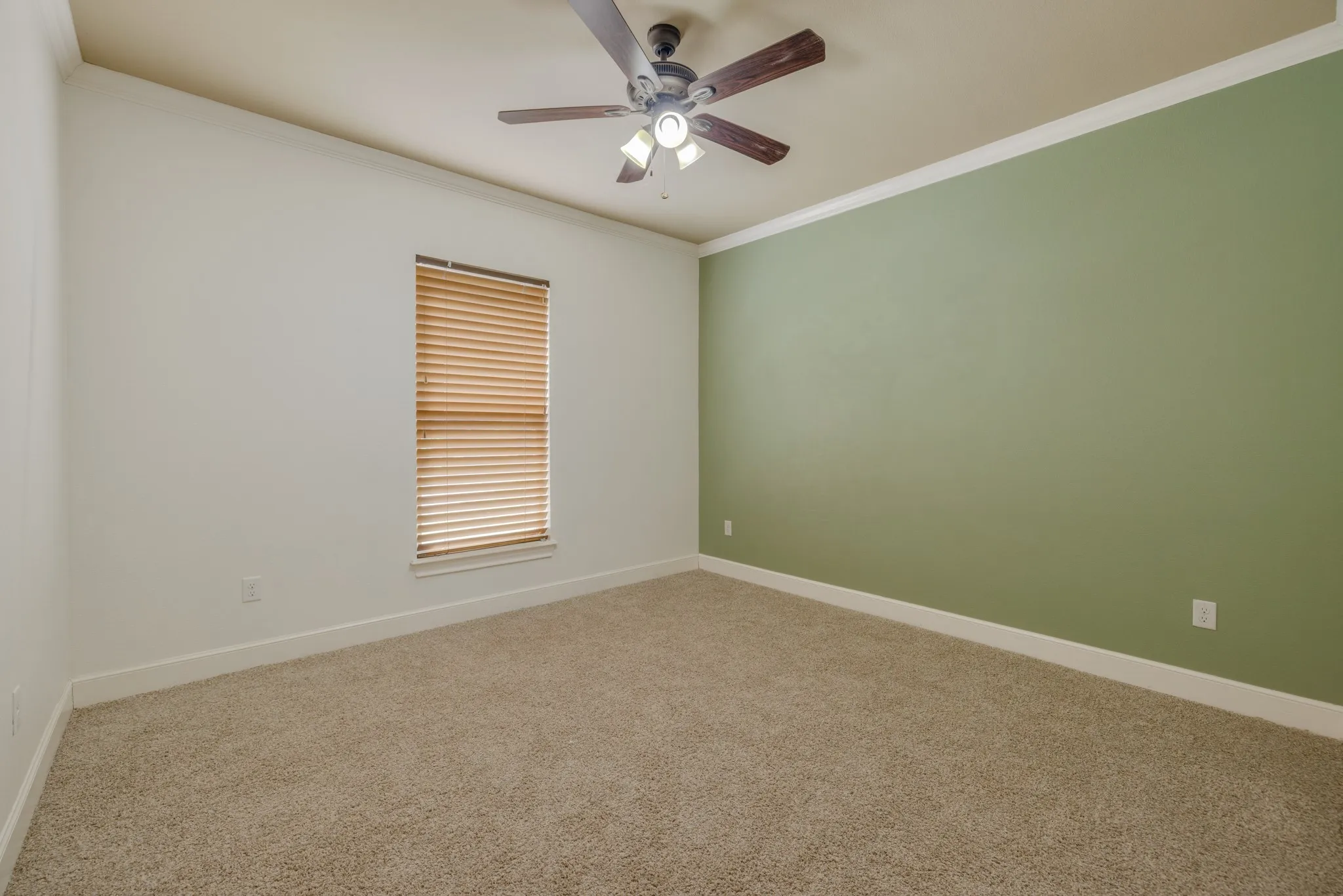 Single Family Residence For Sale in Taylor County , 181 Cougar Run, Tuscola, Texas 79562, 5 Bedroom, 3 Bathroom, 3 Garage spaces, 2,543 Sqft, built in 2014, mls#21388554, Real Estate Agent in Tuscola, Homes For Sale in Taylor county, Homes For Sale in Tuscola, Realtor in Tuscola Texas, Real Estate Brokerage Independent Realty Texas, Luminita Cordes Realtor
