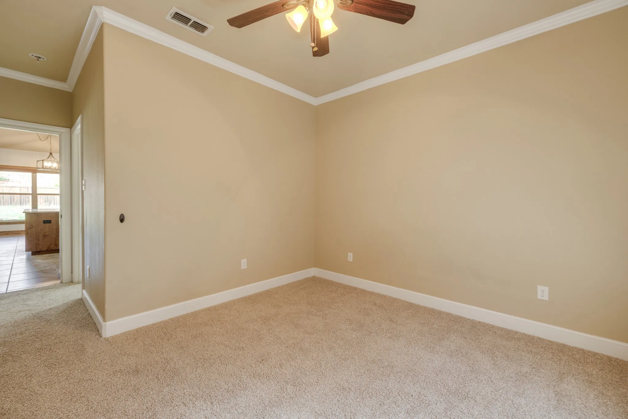 Single Family Residence For Sale in Taylor County , 181 Cougar Run, Tuscola, Texas 79562, 5 Bedroom, 3 Bathroom, 3 Garage spaces, 2,543 Sqft, built in 2014, mls#21388554, Real Estate Agent in Tuscola, Homes For Sale in Taylor county, Homes For Sale in Tuscola, Realtor in Tuscola Texas, Real Estate Brokerage Independent Realty Texas, Luminita Cordes Realtor