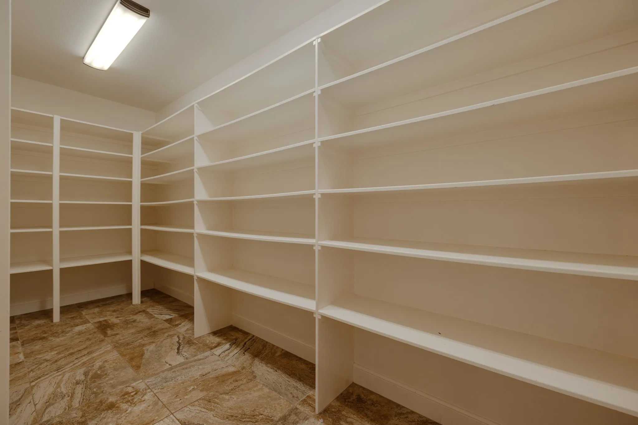 Single Family Residence For Sale in Taylor County , 181 Cougar Run, Tuscola, Texas 79562, 5 Bedroom, 3 Bathroom, 3 Garage spaces, 2,543 Sqft, built in 2014, mls#21388554, Real Estate Agent in Tuscola, Homes For Sale in Taylor county, Homes For Sale in Tuscola, Realtor in Tuscola Texas, Real Estate Brokerage Independent Realty Texas, Luminita Cordes Realtor