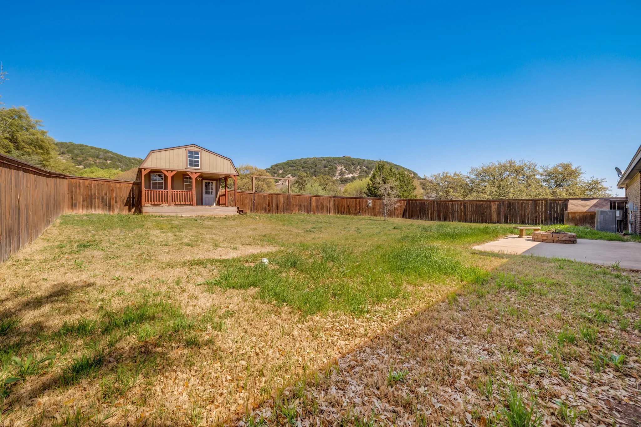 Single Family Residence For Sale in Taylor County , 181 Cougar Run, Tuscola, Texas 79562, 5 Bedroom, 3 Bathroom, 3 Garage spaces, 2,543 Sqft, built in 2014, mls#21388554, Real Estate Agent in Tuscola, Homes For Sale in Taylor county, Homes For Sale in Tuscola, Realtor in Tuscola Texas, Real Estate Brokerage Independent Realty Texas, Luminita Cordes Realtor