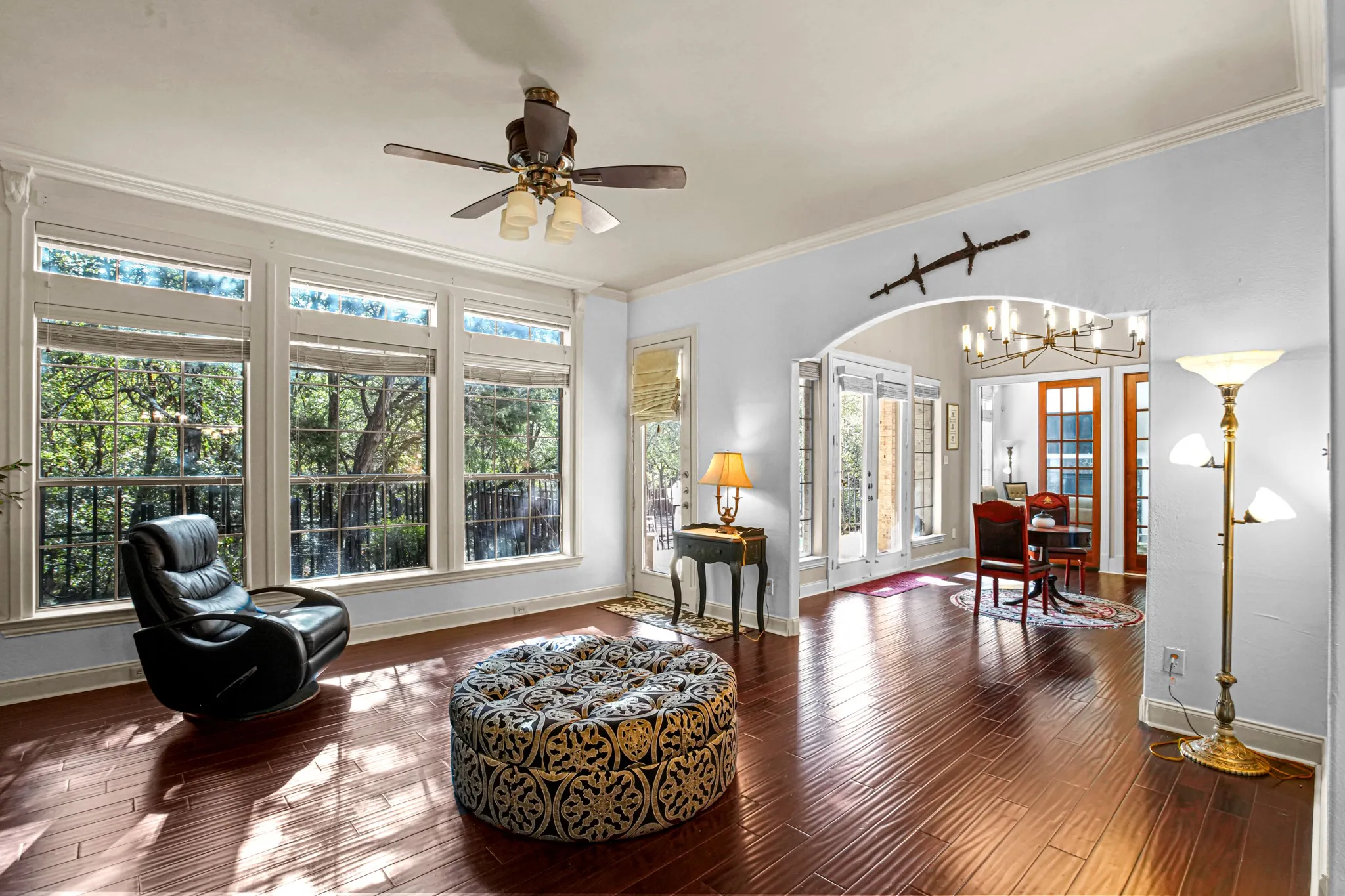 Single Family Residence For Sale in Dallas County , 1552 Cypress Bend Drive, Cedar Hill, Texas 75104, 5 Bedroom, 6 Bathroom, 3 Garage spaces, 4,913 Sqft, built in 2006, mls#21388944, Real Estate Agent in Cedar Hill, Homes For Sale in Dallas county, Homes For Sale in Cedar Hill, Realtor in Cedar Hill Texas, Real Estate Brokerage Independent Realty Texas, Luminita Cordes Realtor