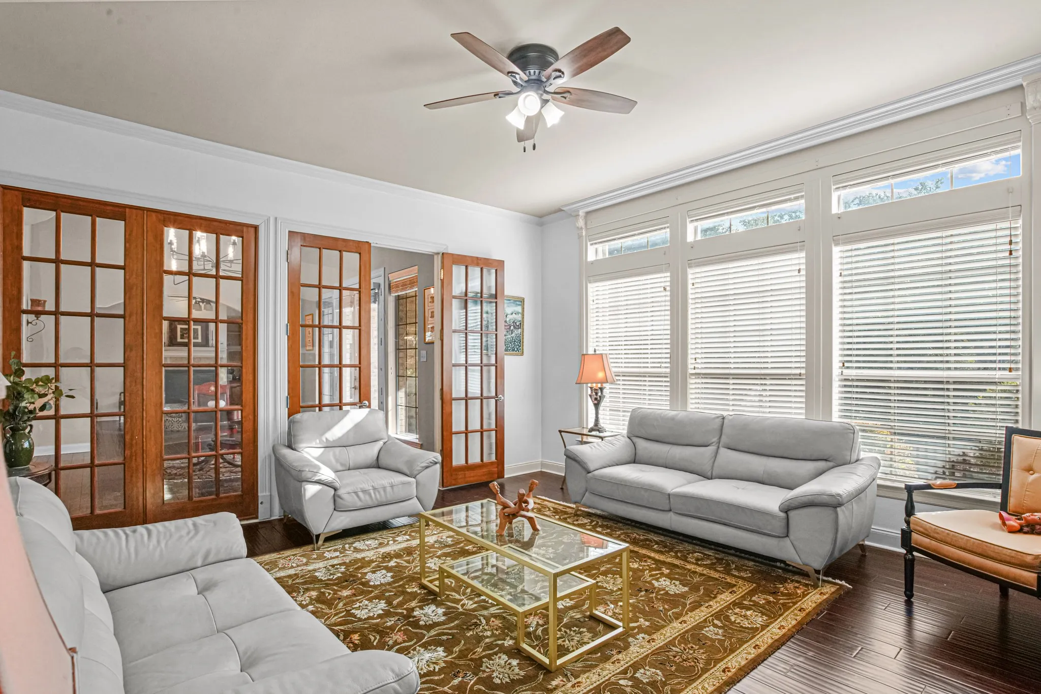 Single Family Residence For Sale in Dallas County , 1552 Cypress Bend Drive, Cedar Hill, Texas 75104, 5 Bedroom, 6 Bathroom, 3 Garage spaces, 4,913 Sqft, built in 2006, mls#21388944, Real Estate Agent in Cedar Hill, Homes For Sale in Dallas county, Homes For Sale in Cedar Hill, Realtor in Cedar Hill Texas, Real Estate Brokerage Independent Realty Texas, Luminita Cordes Realtor