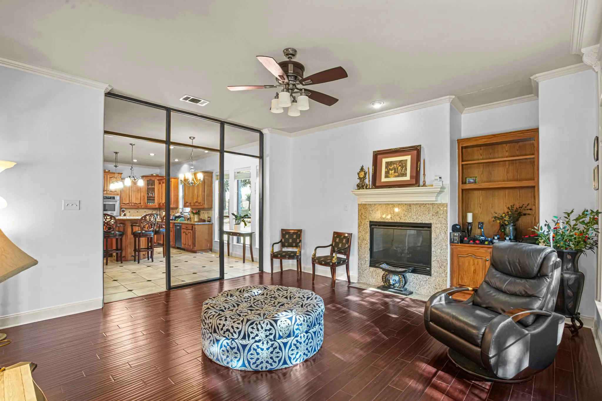 Single Family Residence For Sale in Dallas County , 1552 Cypress Bend Drive, Cedar Hill, Texas 75104, 5 Bedroom, 6 Bathroom, 3 Garage spaces, 4,913 Sqft, built in 2006, mls#21388944, Real Estate Agent in Cedar Hill, Homes For Sale in Dallas county, Homes For Sale in Cedar Hill, Realtor in Cedar Hill Texas, Real Estate Brokerage Independent Realty Texas, Luminita Cordes Realtor