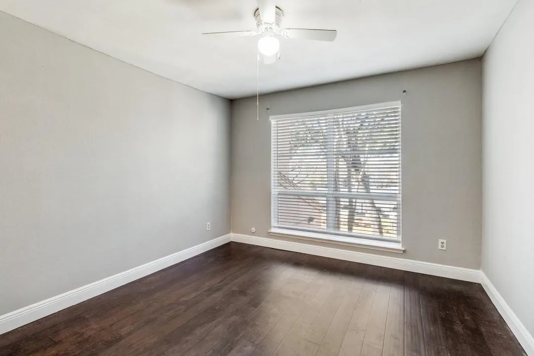 Condominium For Rent in Dallas County , 8110 Skillman Street 2019, Dallas, Texas 75231, 1 Bedroom, 1 Bathroom, Garage spaces, 569 Sqft, built in 1980, mls#21389135, Real Estate Agent in Dallas, Homes For Rent in Dallas county, Homes For Rent in Dallas, Realtor in Dallas Texas, Real Estate Brokerage Independent Realty Texas, Luminita Cordes Realtor