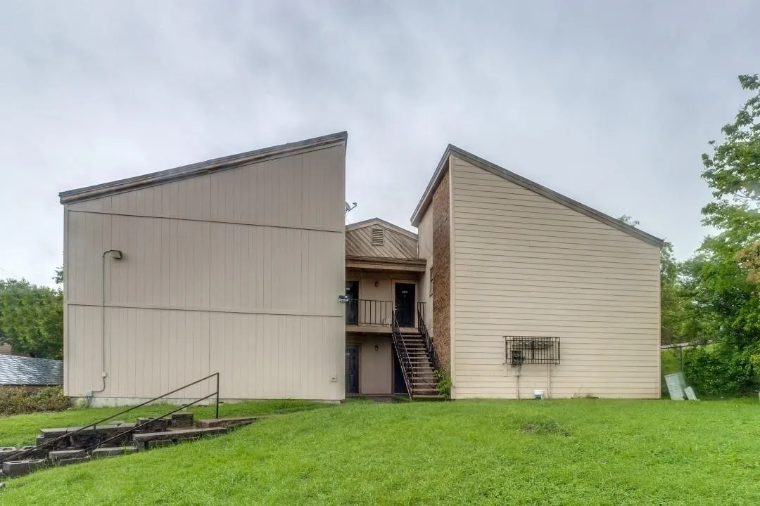 Condominium For Rent in Dallas County , 8110 Skillman Street 2019, Dallas, Texas 75231, 1 Bedroom, 1 Bathroom, Garage spaces, 569 Sqft, built in 1980, mls#21389135, Real Estate Agent in Dallas, Homes For Rent in Dallas county, Homes For Rent in Dallas, Realtor in Dallas Texas, Real Estate Brokerage Independent Realty Texas, Luminita Cordes Realtor