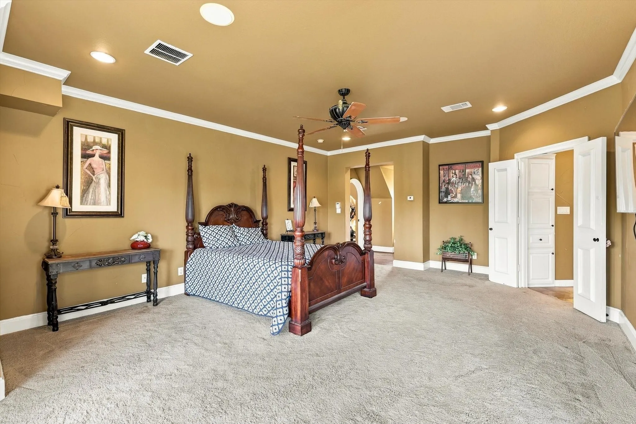 Single Family Residence For Sale in Denton County , 540 Aqua Marine, Oak Point, Texas 75068, 4 Bedroom, 4 Bathroom, 3 Garage spaces, 4,352 Sqft, built in 2004, mls#21388842, Real Estate Agent in Oak Point, Homes For Sale in Denton county, Homes For Sale in Oak Point, Realtor in Oak Point Texas, Real Estate Brokerage Independent Realty Texas, Luminita Cordes Realtor