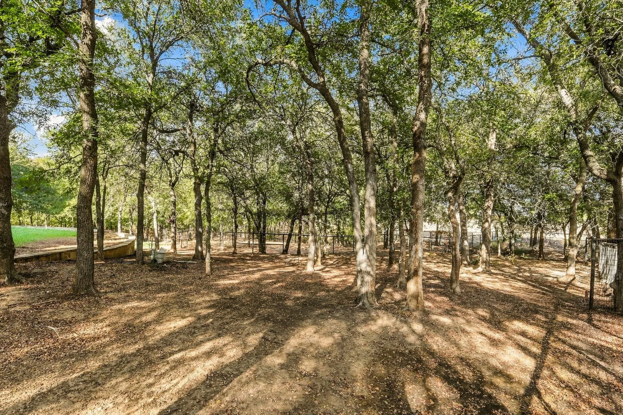 Single Family Residence For Sale in Denton County , 540 Aqua Marine, Oak Point, Texas 75068, 4 Bedroom, 4 Bathroom, 3 Garage spaces, 4,352 Sqft, built in 2004, mls#21388842, Real Estate Agent in Oak Point, Homes For Sale in Denton county, Homes For Sale in Oak Point, Realtor in Oak Point Texas, Real Estate Brokerage Independent Realty Texas, Luminita Cordes Realtor