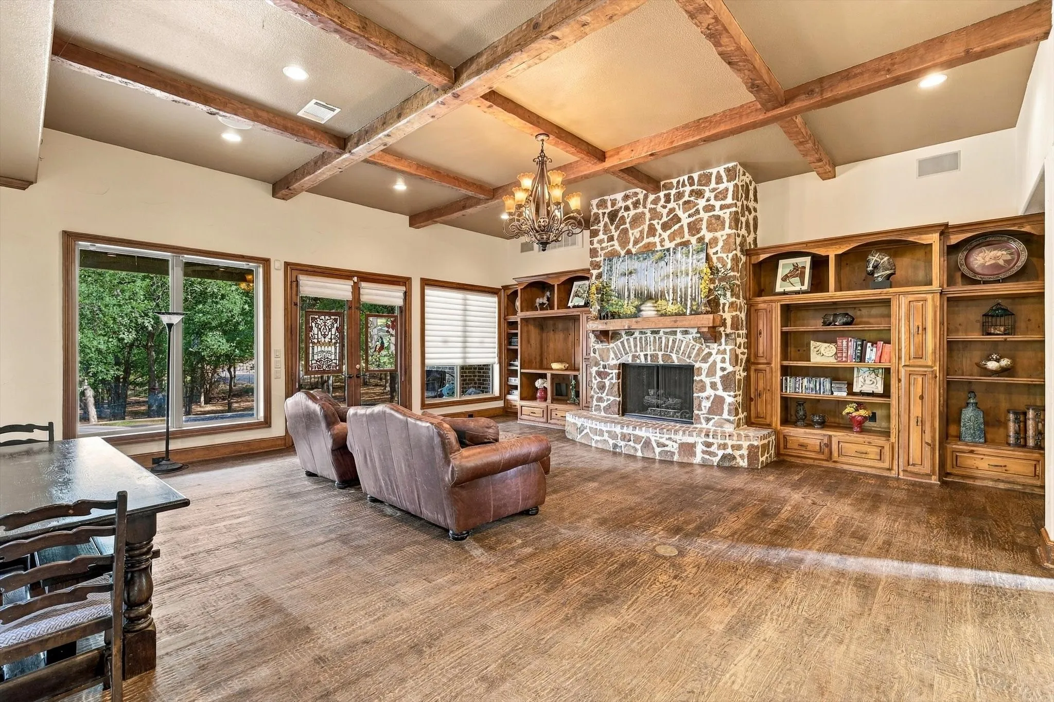 Single Family Residence For Sale in Denton County , 540 Aqua Marine, Oak Point, Texas 75068, 4 Bedroom, 4 Bathroom, 3 Garage spaces, 4,352 Sqft, built in 2004, mls#21388842, Real Estate Agent in Oak Point, Homes For Sale in Denton county, Homes For Sale in Oak Point, Realtor in Oak Point Texas, Real Estate Brokerage Independent Realty Texas, Luminita Cordes Realtor