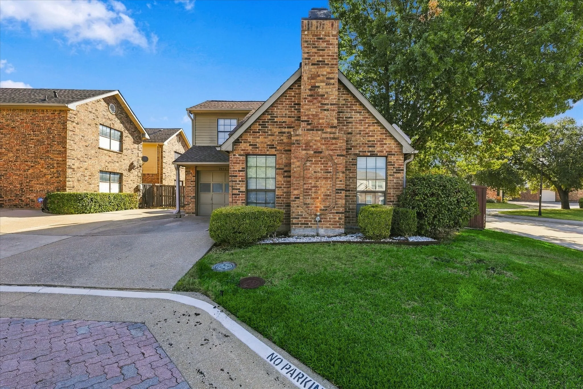 Single Family Residence For Sale in Denton County , 2831 Harbinger Lane, Dallas, Texas 75287, 2 Bedroom, 2 Bathroom, 1 Garage spaces, 1,148 Sqft, built in 1984, mls#21382911, Real Estate Agent in Dallas, Homes For Sale in Denton county, Homes For Sale in Dallas, Realtor in Dallas Texas, Real Estate Brokerage Independent Realty Texas, Luminita Cordes Realtor