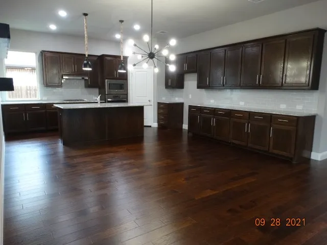 Single Family Residence For Rent in Collin County , 1113 Bryce Canyon Drive, Celina, Texas 75009, 4 Bedroom, 3 Bathroom, 2 Garage spaces, 2,329 Sqft, built in 2016, mls#21389140, Real Estate Agent in Celina, Homes For Rent in Collin county, Homes For Rent in Celina, Realtor in Celina Texas, Real Estate Brokerage Independent Realty Texas, Luminita Cordes Realtor