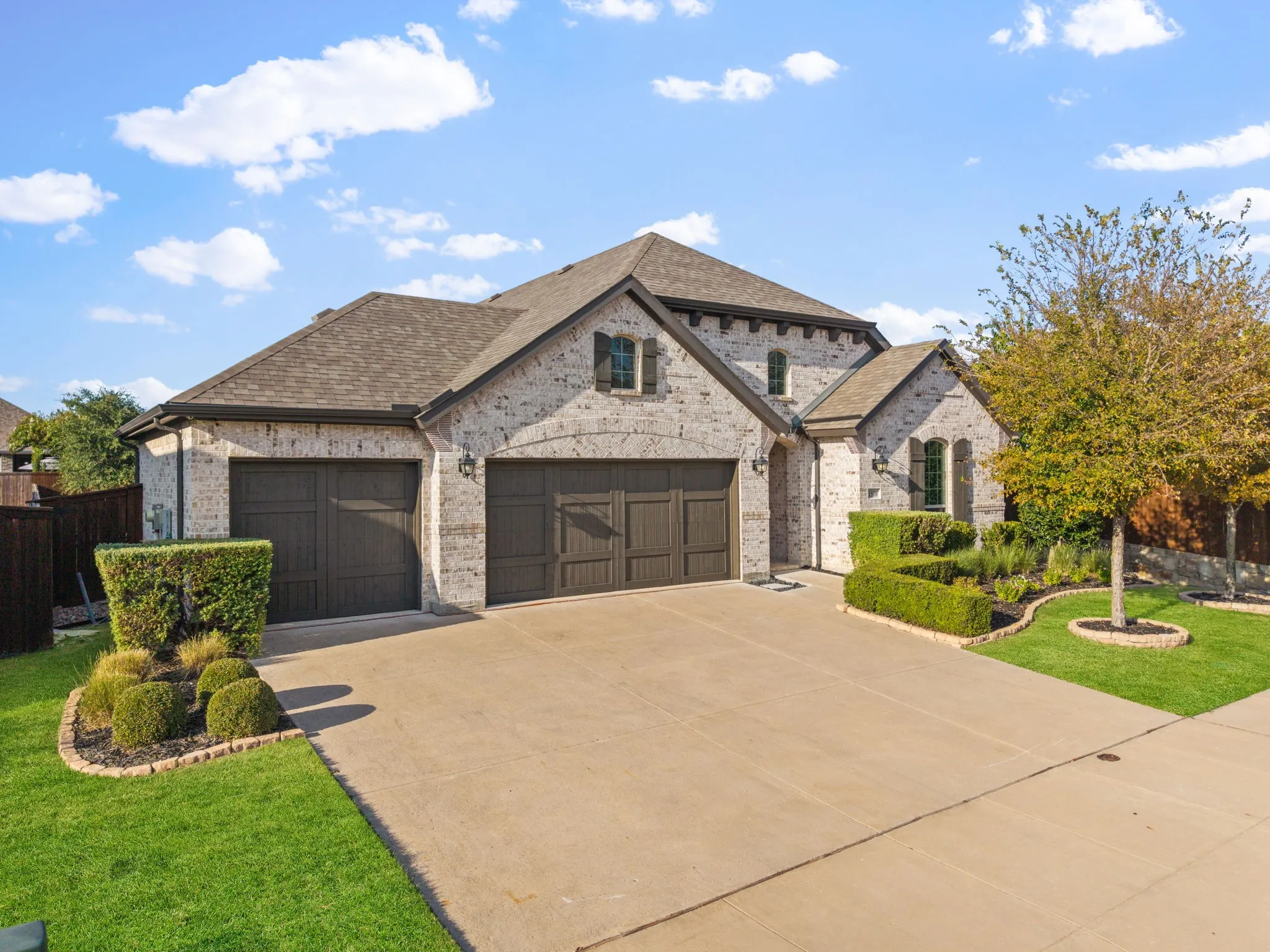 Single Family Residence For Sale in Collin County , 1506 Red Rose Trail, Celina, Texas 75078, 4 Bedroom, 3 Bathroom, 3 Garage spaces, 2,391 Sqft, built in 2020, mls#21388746, Real Estate Agent in Celina, Homes For Sale in Collin county, Homes For Sale in Celina, Realtor in Celina Texas, Real Estate Brokerage Independent Realty Texas, Luminita Cordes Realtor