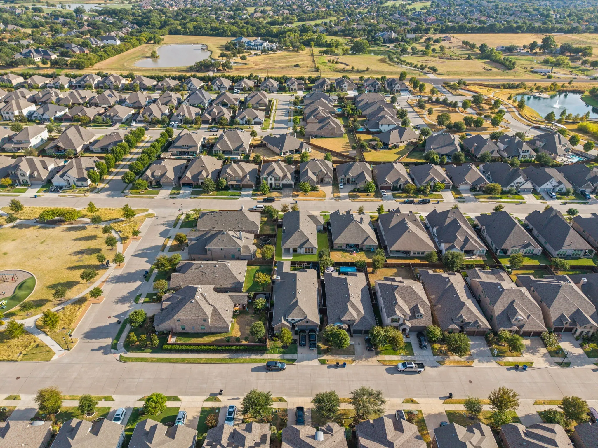 Single Family Residence For Sale in Collin County , 1506 Red Rose Trail, Celina, Texas 75078, 4 Bedroom, 3 Bathroom, 3 Garage spaces, 2,391 Sqft, built in 2020, mls#21388746, Real Estate Agent in Celina, Homes For Sale in Collin county, Homes For Sale in Celina, Realtor in Celina Texas, Real Estate Brokerage Independent Realty Texas, Luminita Cordes Realtor