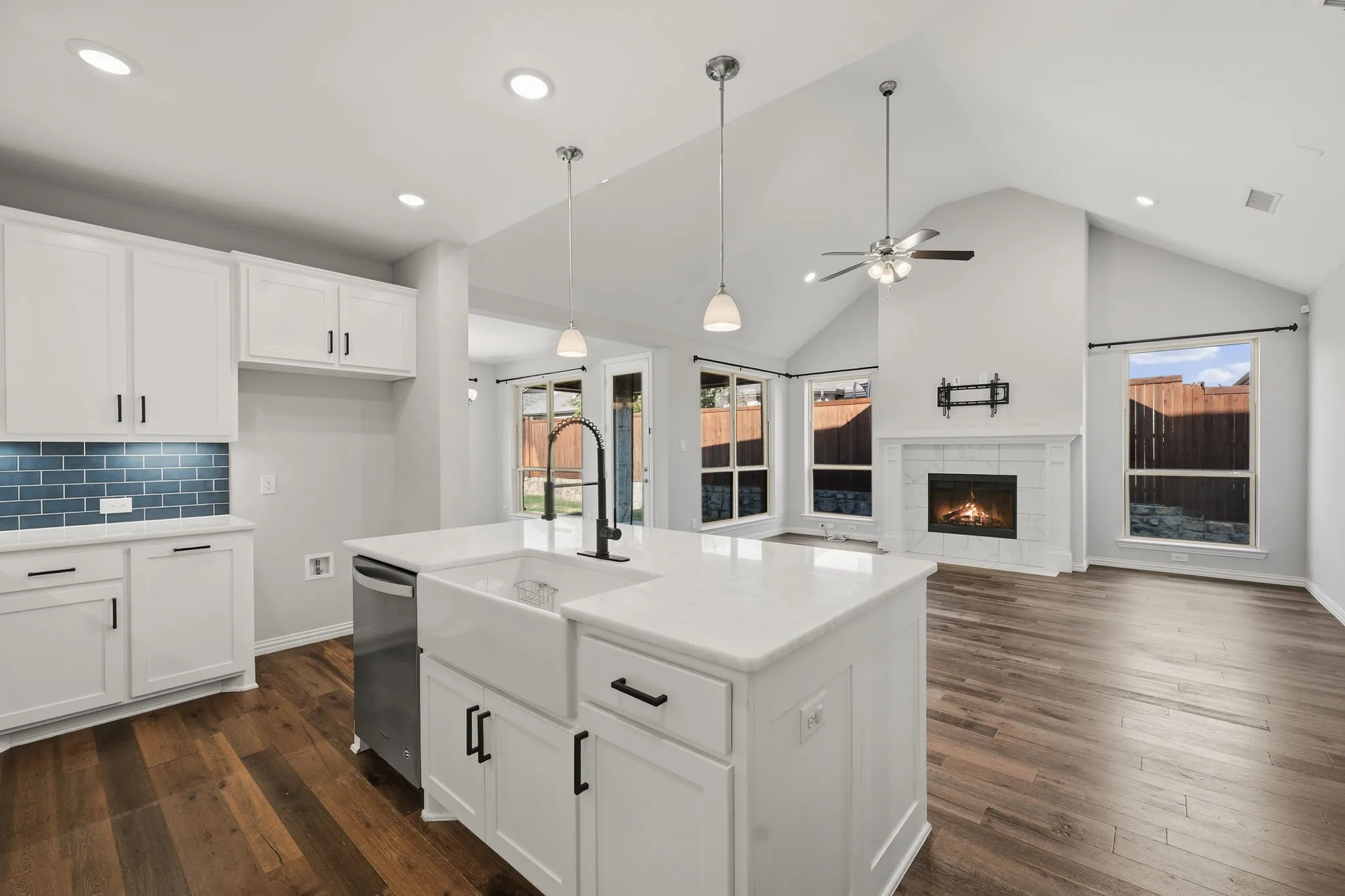 Single Family Residence For Sale in Collin County , 1506 Red Rose Trail, Celina, Texas 75078, 4 Bedroom, 3 Bathroom, 3 Garage spaces, 2,391 Sqft, built in 2020, mls#21388746, Real Estate Agent in Celina, Homes For Sale in Collin county, Homes For Sale in Celina, Realtor in Celina Texas, Real Estate Brokerage Independent Realty Texas, Luminita Cordes Realtor