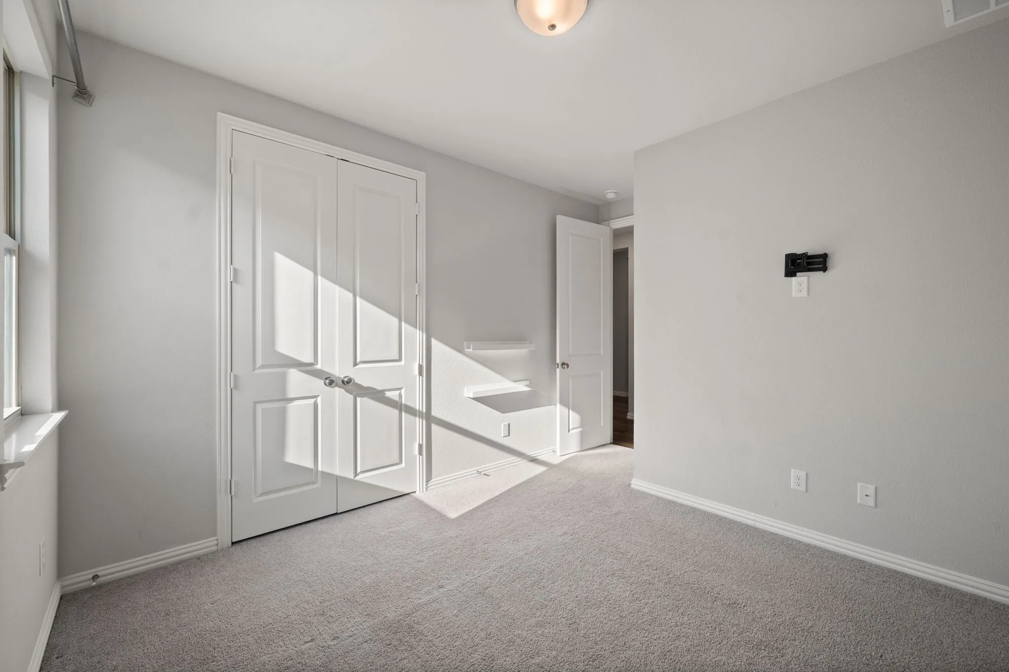 Single Family Residence For Sale in Collin County , 1506 Red Rose Trail, Celina, Texas 75078, 4 Bedroom, 3 Bathroom, 3 Garage spaces, 2,391 Sqft, built in 2020, mls#21388746, Real Estate Agent in Celina, Homes For Sale in Collin county, Homes For Sale in Celina, Realtor in Celina Texas, Real Estate Brokerage Independent Realty Texas, Luminita Cordes Realtor