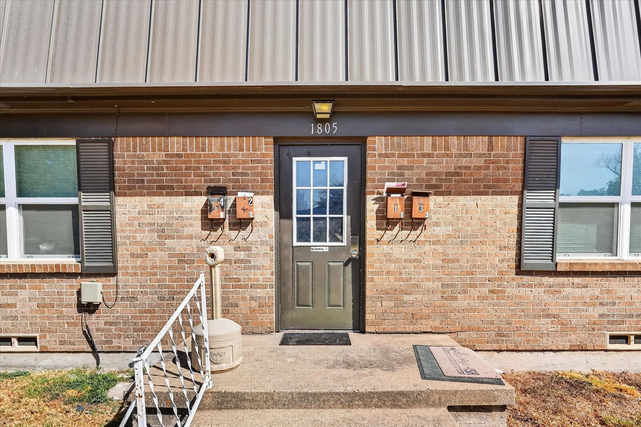 Duplex For Rent in Dallas County , 1805 Randolph Drive 2, Garland, Texas 75041, 1 Bedroom, 1 Bathroom, Garage spaces, 770 Sqft, built in 1969, mls#21389142, Real Estate Agent in Garland, Homes For Rent in Dallas county, Homes For Rent in Garland, Realtor in Garland Texas, Real Estate Brokerage Independent Realty Texas, Luminita Cordes Realtor
