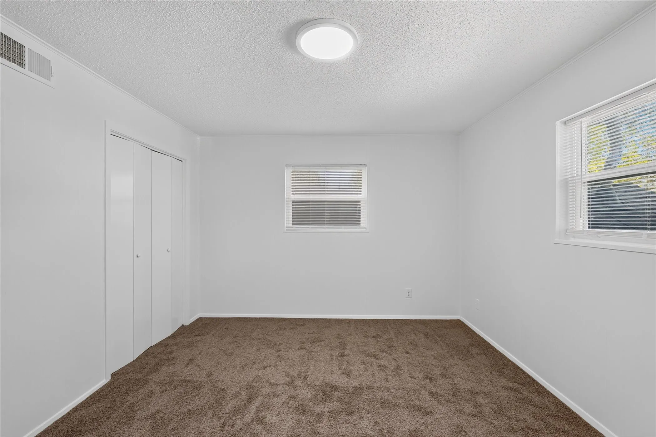 Duplex For Rent in Dallas County , 1805 Randolph Drive 2, Garland, Texas 75041, 1 Bedroom, 1 Bathroom, Garage spaces, 770 Sqft, built in 1969, mls#21389142, Real Estate Agent in Garland, Homes For Rent in Dallas county, Homes For Rent in Garland, Realtor in Garland Texas, Real Estate Brokerage Independent Realty Texas, Luminita Cordes Realtor