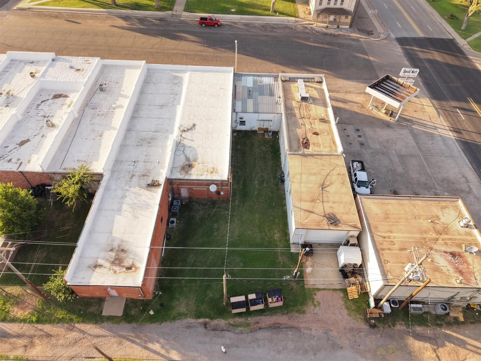 Retail For Sale in Wheeler County , 114 E Texas Avenue, Wheeler, Texas 79096, 0, 0, Garage spaces, 0 Sqft, built in 1930, mls#21389147, Real Estate Agent in Wheeler, Homes For Sale in Wheeler county, Homes For Sale in Wheeler, Realtor in Wheeler Texas, Real Estate Brokerage Independent Realty Texas, Luminita Cordes Realtor