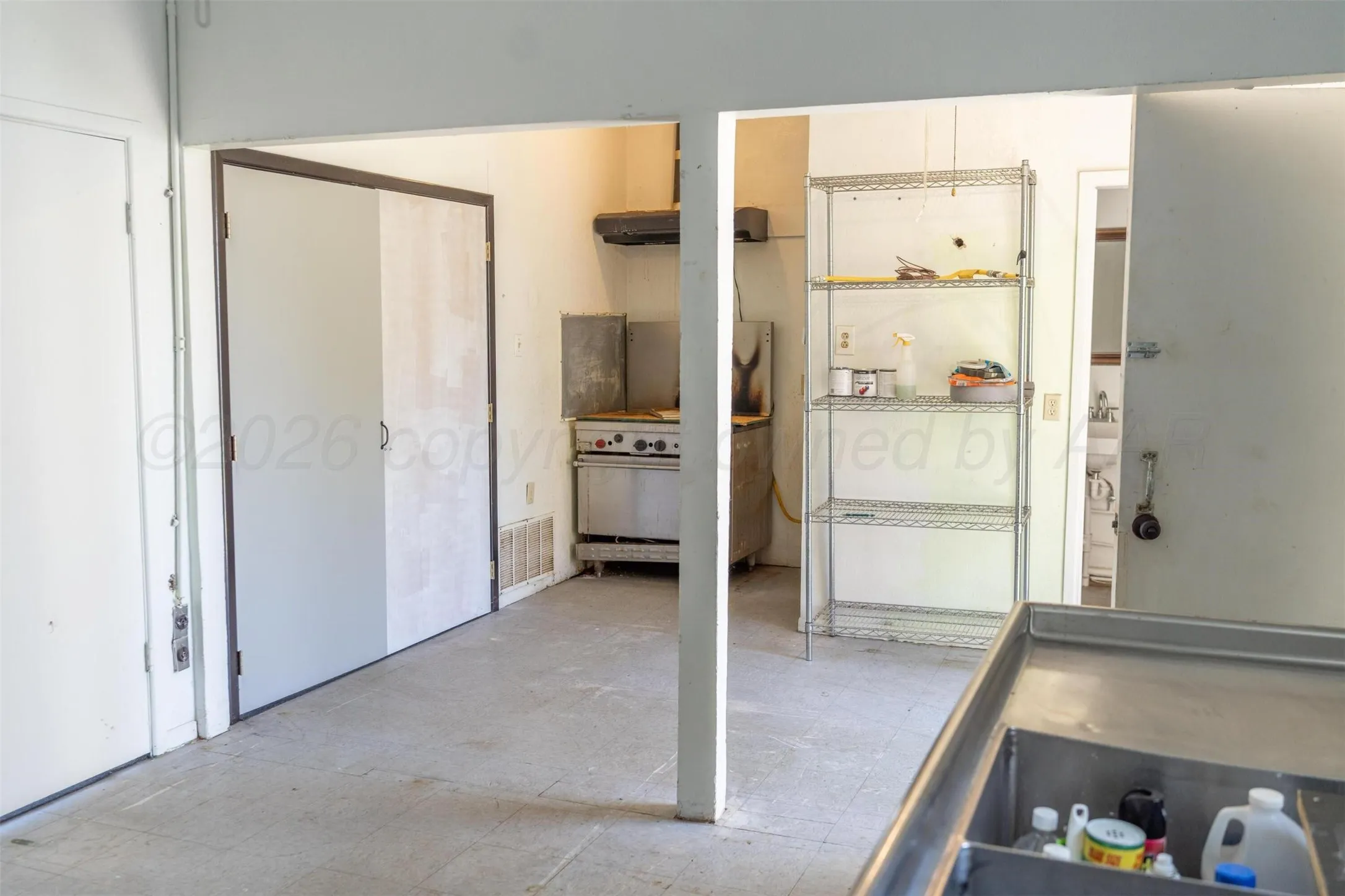 Retail For Sale in Wheeler County , 114 E Texas Avenue, Wheeler, Texas 79096, 0, 0, Garage spaces, 0 Sqft, built in 1930, mls#21389147, Real Estate Agent in Wheeler, Homes For Sale in Wheeler county, Homes For Sale in Wheeler, Realtor in Wheeler Texas, Real Estate Brokerage Independent Realty Texas, Luminita Cordes Realtor
