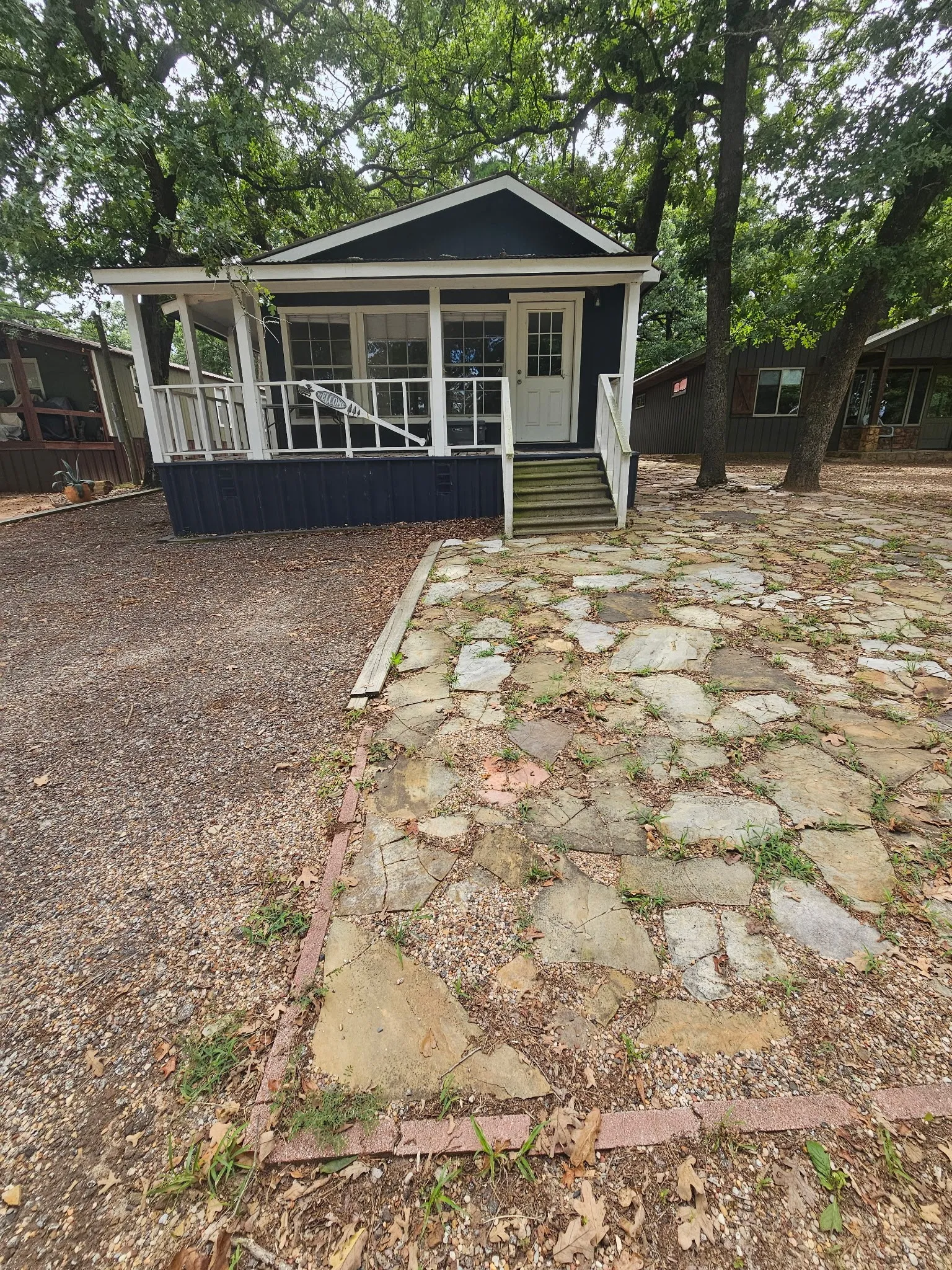 Single Family Residence For Sale in Henderson County , 6415 Athens Fish & Game, Athens, Texas 75752, 1 Bedroom, 1 Bathroom, Garage spaces, 934 Sqft, built in 1983, mls#21389149, Real Estate Agent in Athens, Homes For Sale in Henderson county, Homes For Sale in Athens, Realtor in Athens Texas, Real Estate Brokerage Independent Realty Texas, Luminita Cordes Realtor