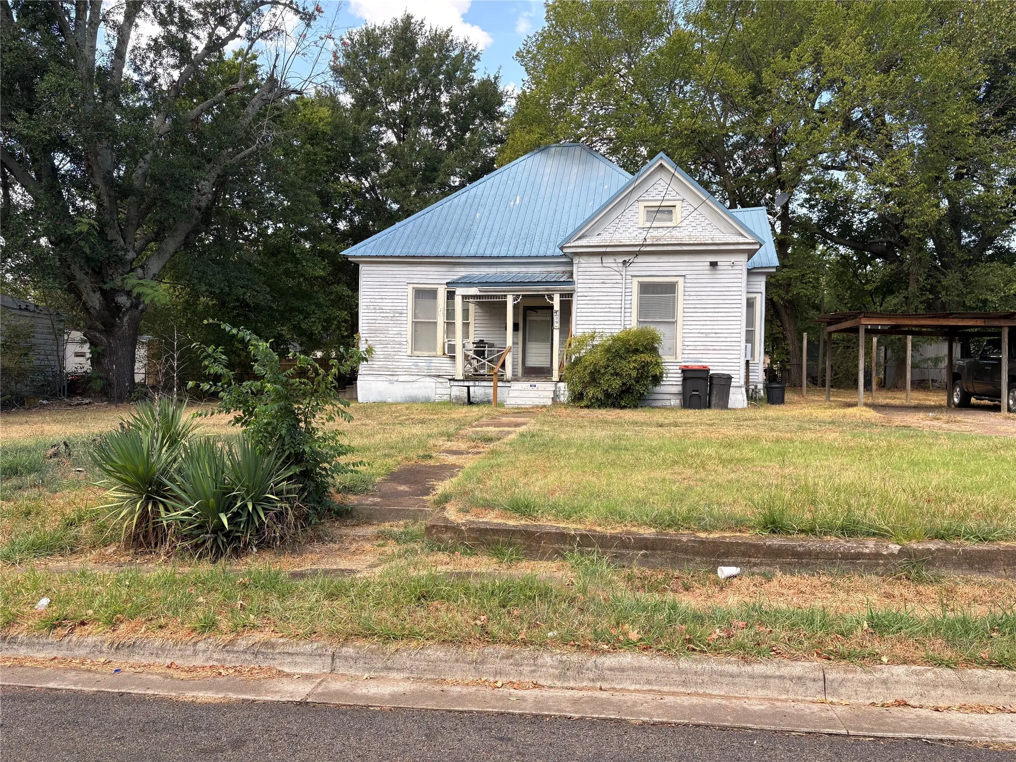 539 NE 17th