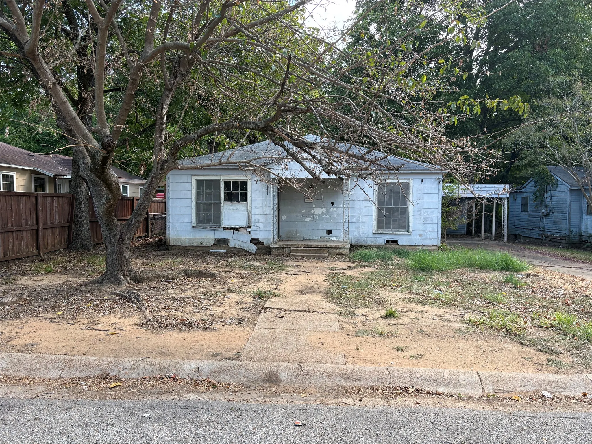 807 SE 17th