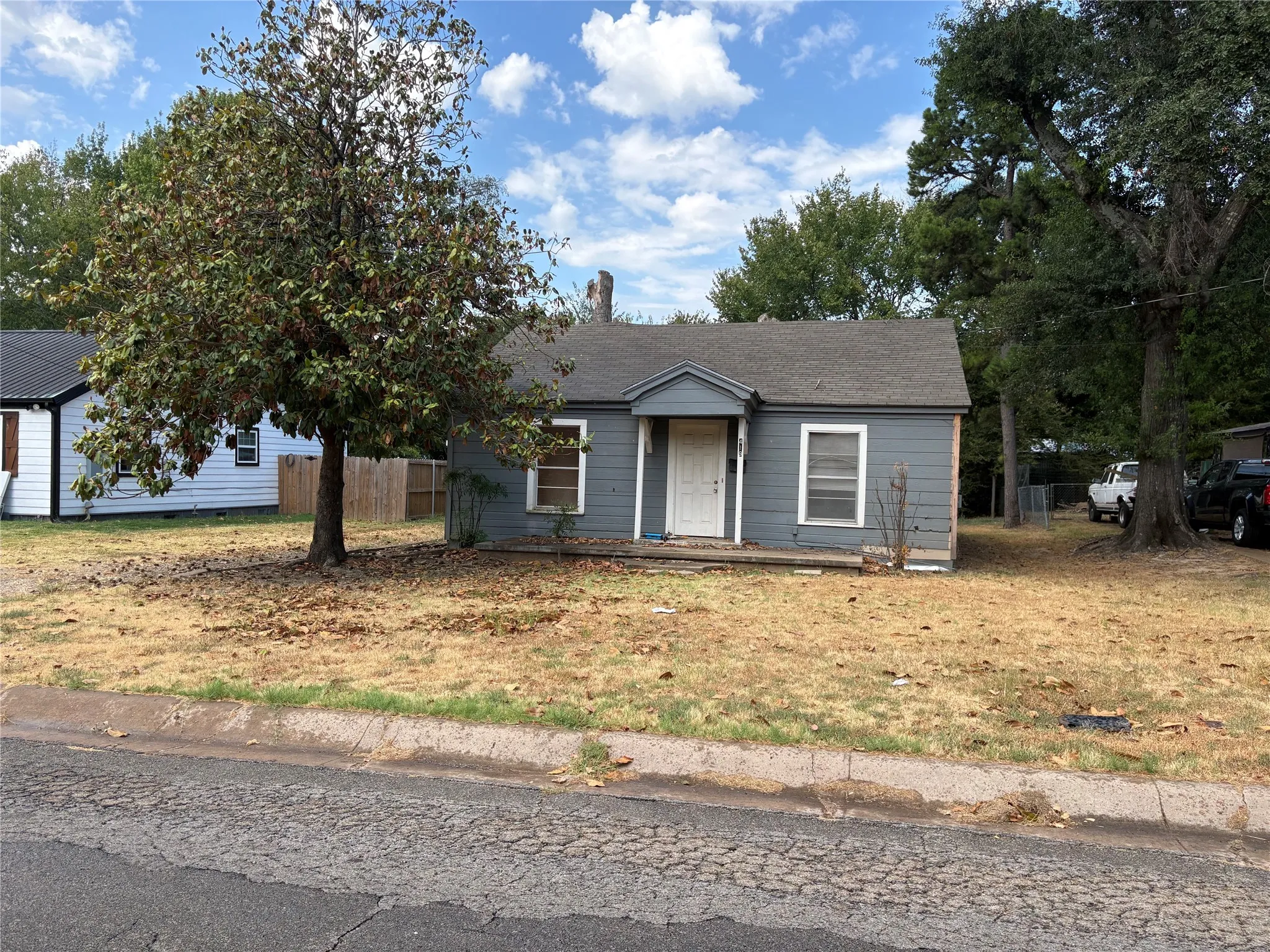 419 NE 17th