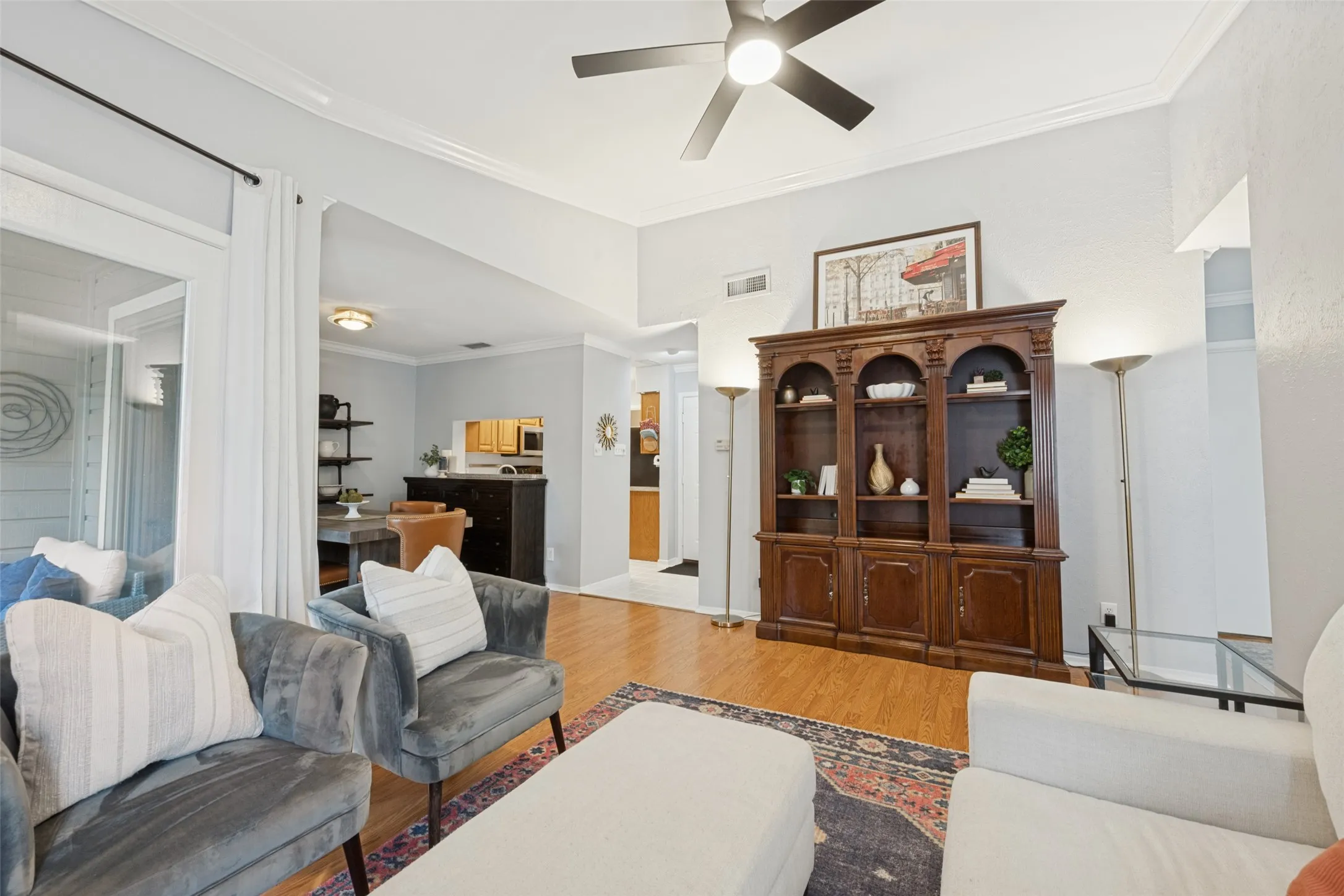 Condominium For Sale in Tarrant County , 1208 Riverchase Lane 247, Arlington, Texas 76011, 2 Bedroom, 2 Bathroom, Garage spaces, 939 Sqft, built in 1983, mls#21385374, Real Estate Agent in Arlington, Homes For Sale in Tarrant county, Homes For Sale in Arlington, Realtor in Arlington Texas, Real Estate Brokerage Independent Realty Texas, Luminita Cordes Realtor