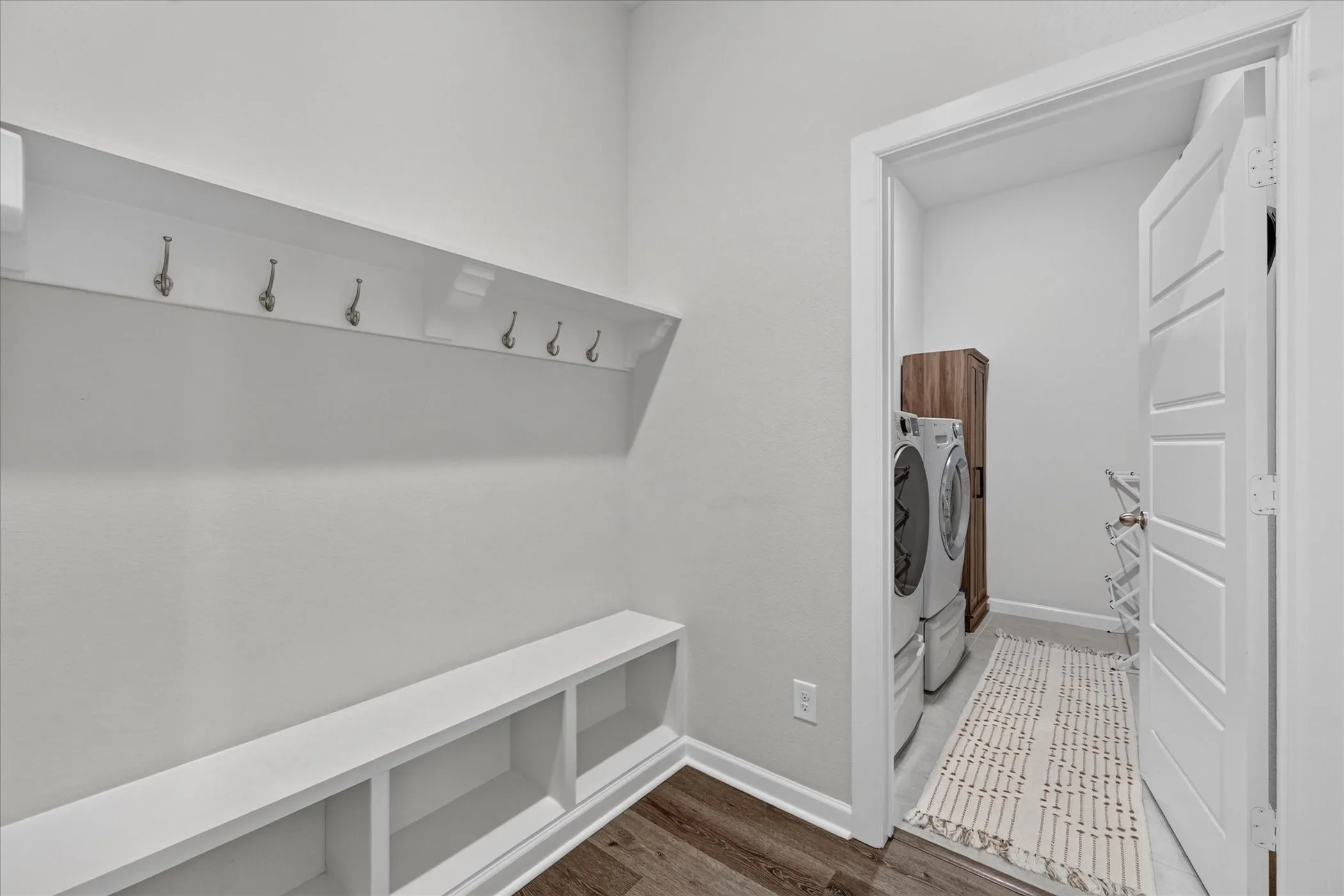 Single Family Residence For Sale in Tarrant County , 5408 High Pointe Drive, Haltom City, Texas 76137, 4 Bedroom, 3 Bathroom, 3 Garage spaces, 2,376 Sqft, built in 2020, mls#21389017, Real Estate Agent in Haltom City, Homes For Sale in Tarrant county, Homes For Sale in Haltom City, Realtor in Haltom City Texas, Real Estate Brokerage Independent Realty Texas, Luminita Cordes Realtor