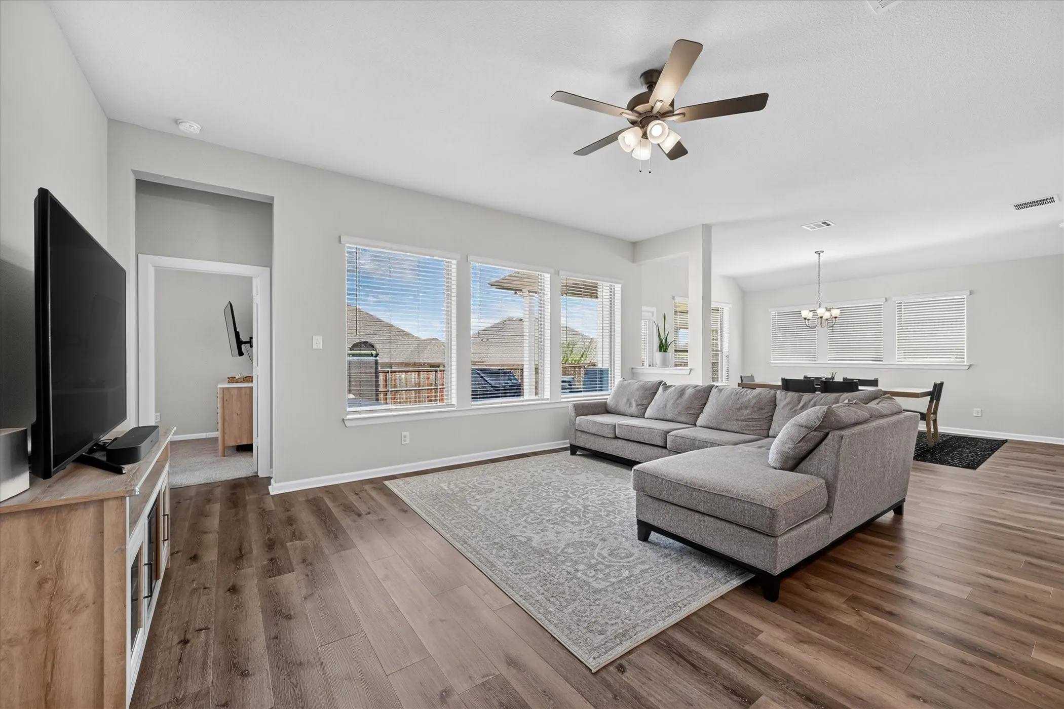 Single Family Residence For Sale in Tarrant County , 5408 High Pointe Drive, Haltom City, Texas 76137, 4 Bedroom, 3 Bathroom, 3 Garage spaces, 2,376 Sqft, built in 2020, mls#21389017, Real Estate Agent in Haltom City, Homes For Sale in Tarrant county, Homes For Sale in Haltom City, Realtor in Haltom City Texas, Real Estate Brokerage Independent Realty Texas, Luminita Cordes Realtor