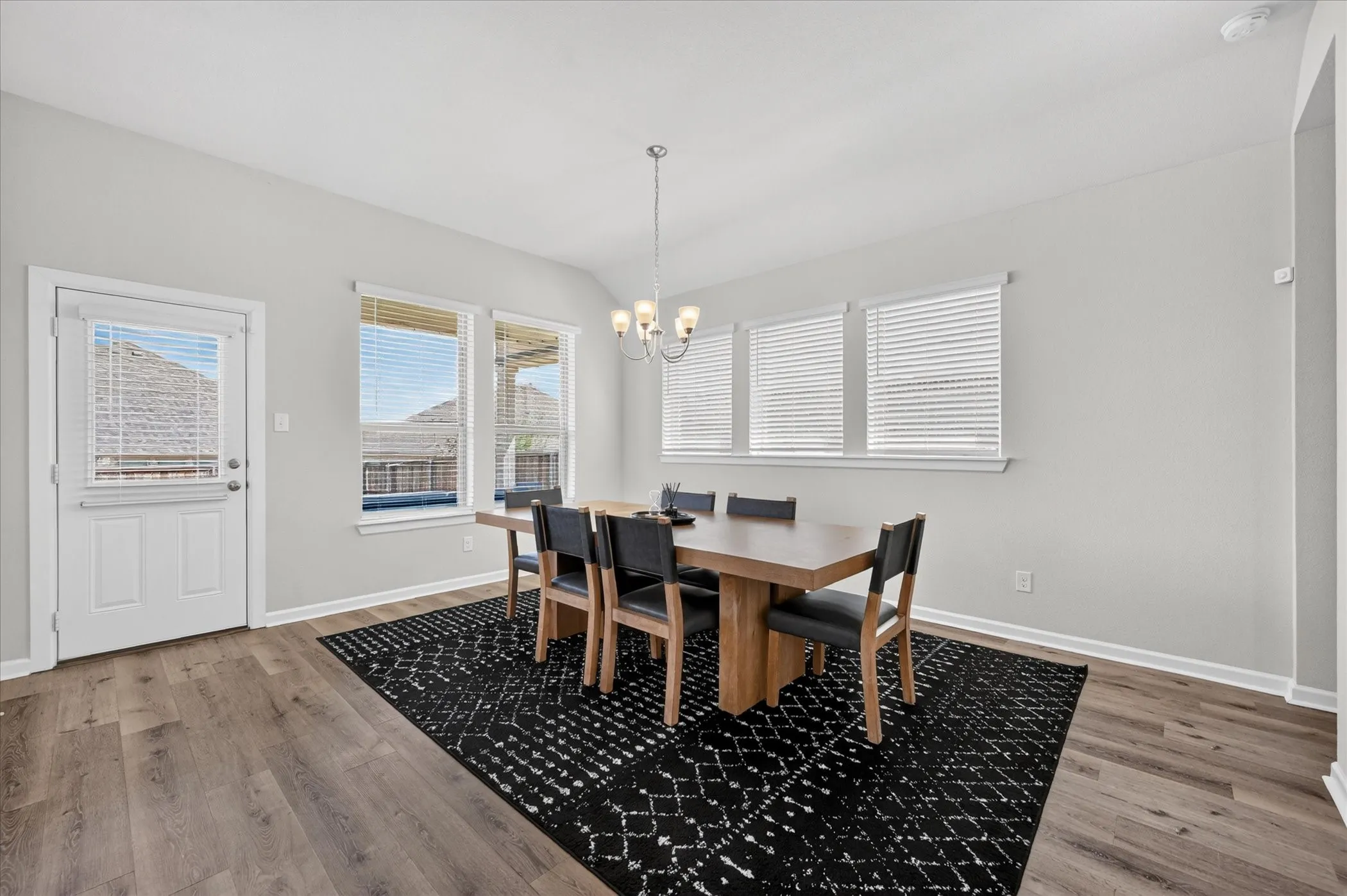 Single Family Residence For Sale in Tarrant County , 5408 High Pointe Drive, Haltom City, Texas 76137, 4 Bedroom, 3 Bathroom, 3 Garage spaces, 2,376 Sqft, built in 2020, mls#21389017, Real Estate Agent in Haltom City, Homes For Sale in Tarrant county, Homes For Sale in Haltom City, Realtor in Haltom City Texas, Real Estate Brokerage Independent Realty Texas, Luminita Cordes Realtor