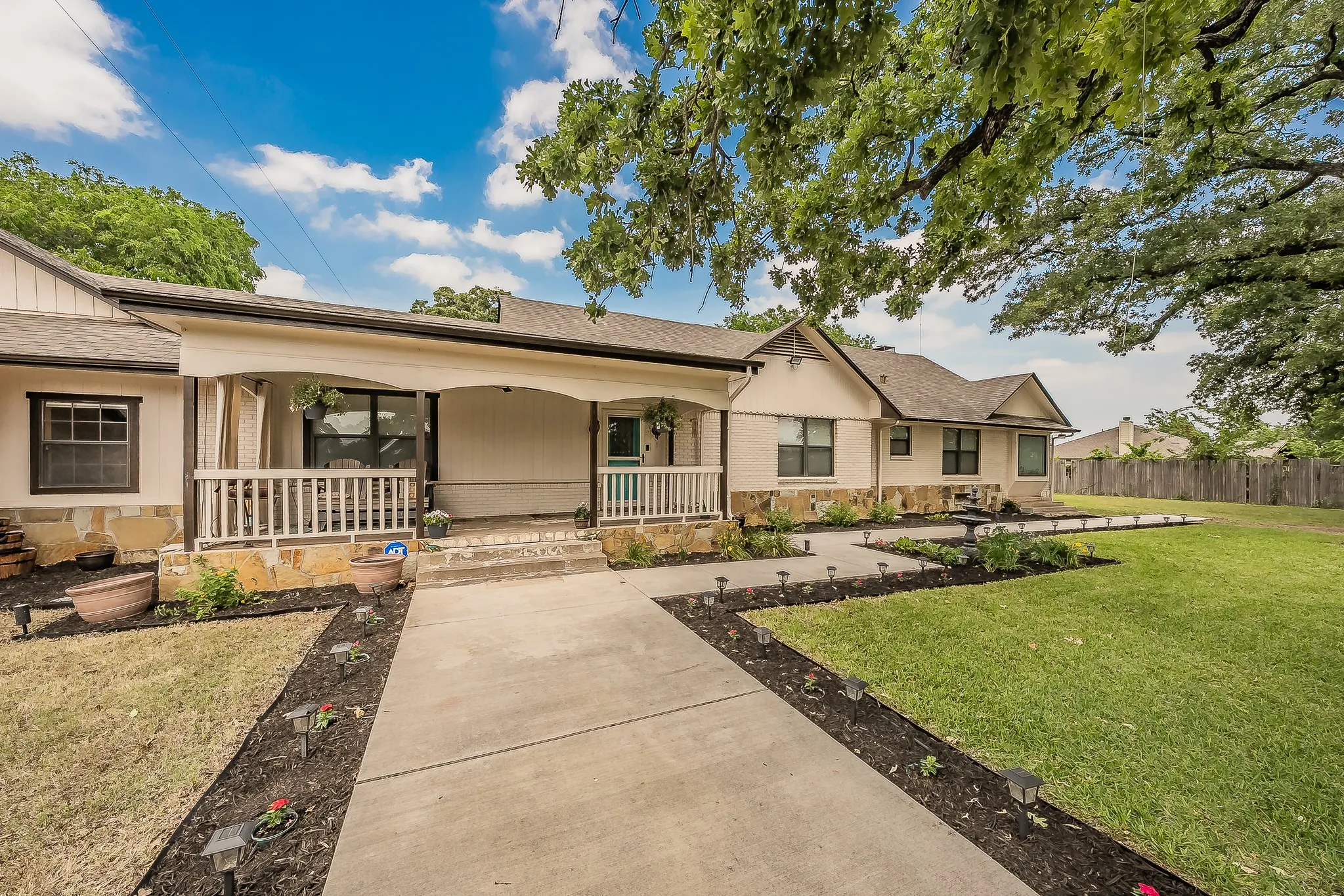 Single Family Residence For Sale