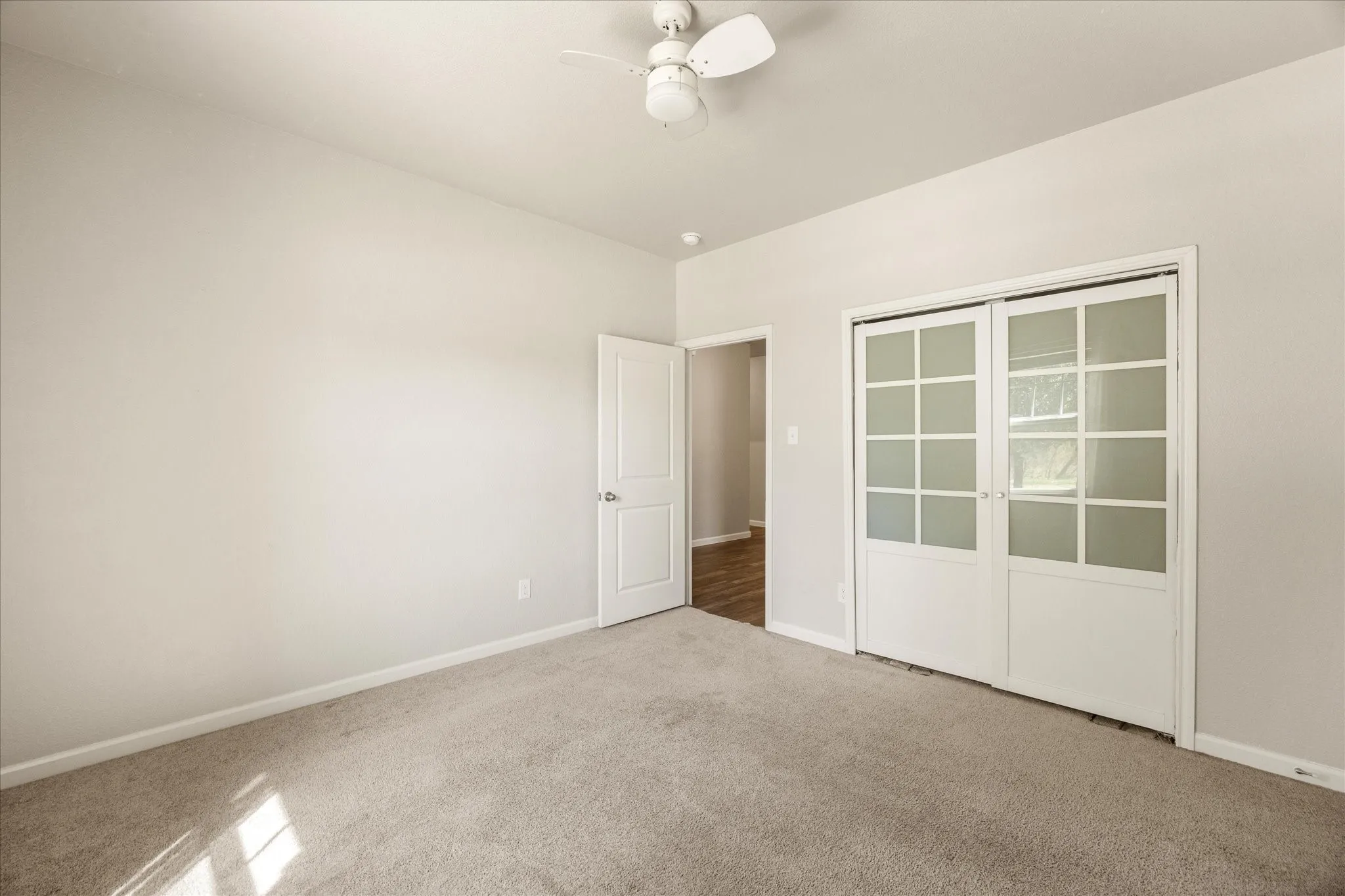 Single Family Residence For Sale in Tarrant County , 433 Starboard Drive, Crowley, Texas 76036, 4 Bedroom, 2 Bathroom, 2 Garage spaces, 1,940 Sqft, built in 2019, mls#21387728, Real Estate Agent in Crowley, Homes For Sale in Tarrant county, Homes For Sale in Crowley, Realtor in Crowley Texas, Real Estate Brokerage Independent Realty Texas, Luminita Cordes Realtor