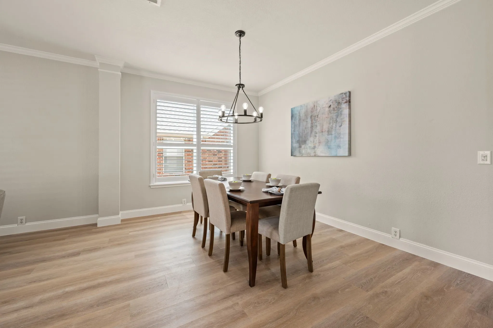 Single Family Residence For Sale in Denton County , 11207 Raveneaux Drive, Frisco, Texas 75033, 5 Bedroom, 4 Bathroom, 2 Garage spaces, 3,750 Sqft, built in 2000, mls#21388967, Real Estate Agent in Frisco, Homes For Sale in Denton county, Homes For Sale in Frisco, Realtor in Frisco Texas, Real Estate Brokerage Independent Realty Texas, Luminita Cordes Realtor
