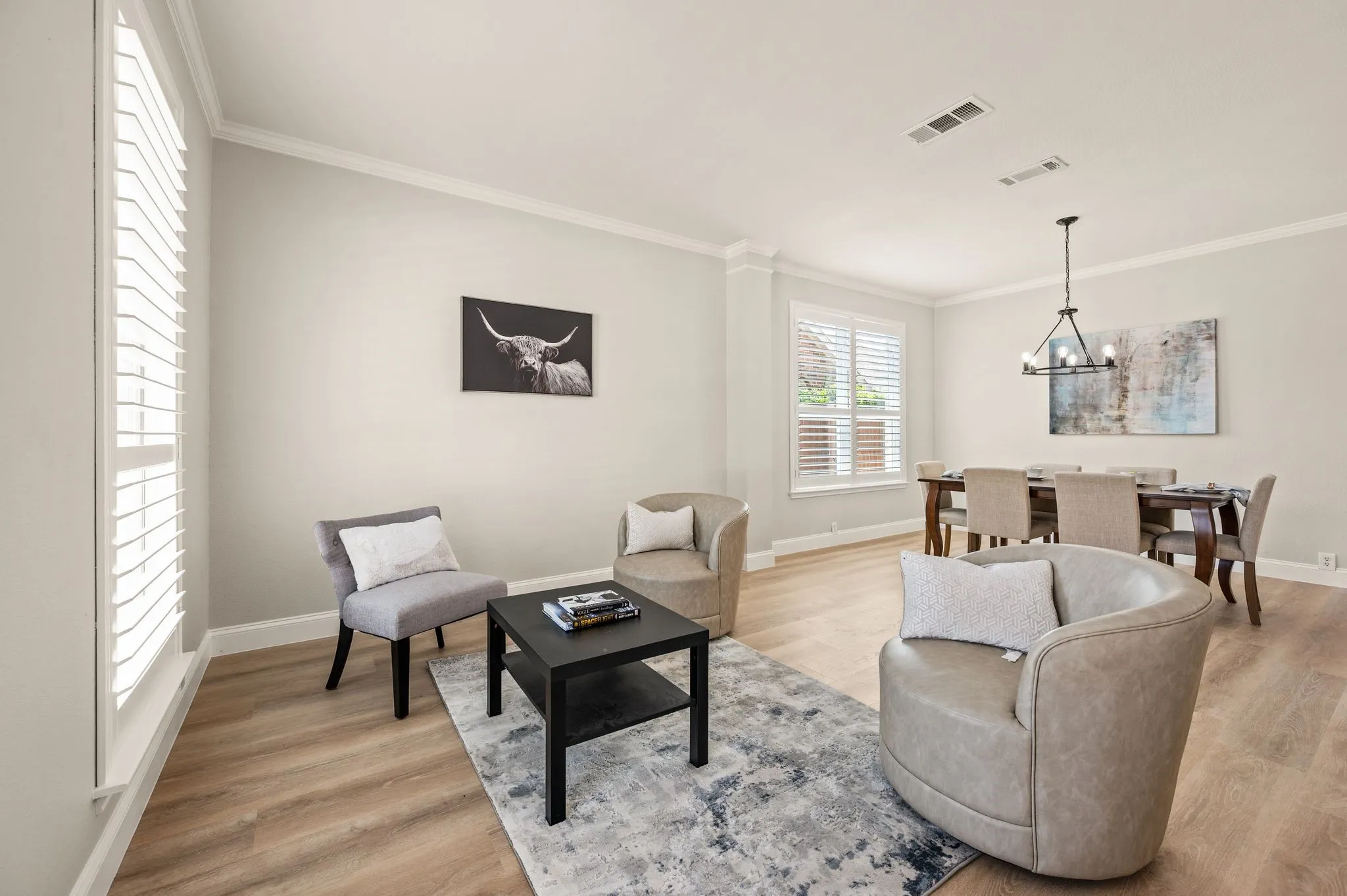 Single Family Residence For Sale in Denton County , 11207 Raveneaux Drive, Frisco, Texas 75033, 5 Bedroom, 4 Bathroom, 2 Garage spaces, 3,750 Sqft, built in 2000, mls#21388967, Real Estate Agent in Frisco, Homes For Sale in Denton county, Homes For Sale in Frisco, Realtor in Frisco Texas, Real Estate Brokerage Independent Realty Texas, Luminita Cordes Realtor