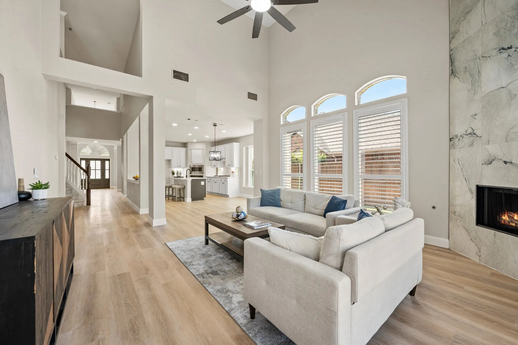 Single Family Residence For Sale in Denton County , 11207 Raveneaux Drive, Frisco, Texas 75033, 5 Bedroom, 4 Bathroom, 2 Garage spaces, 3,750 Sqft, built in 2000, mls#21388967, Real Estate Agent in Frisco, Homes For Sale in Denton county, Homes For Sale in Frisco, Realtor in Frisco Texas, Real Estate Brokerage Independent Realty Texas, Luminita Cordes Realtor