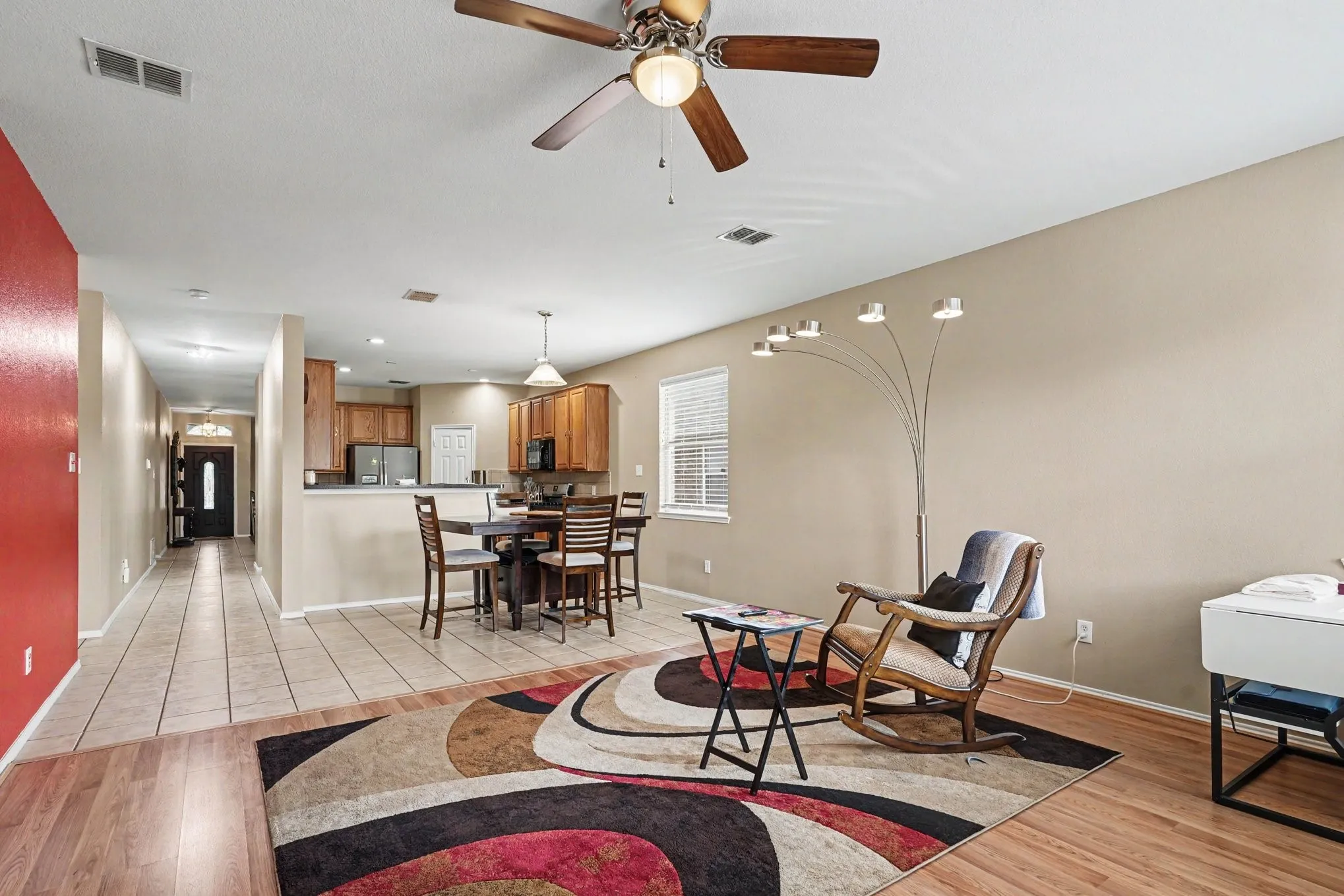 Single Family Residence For Sale in Dallas County , 4619 Southampton Boulevard, Garland, Texas 75043, 4 Bedroom, 2 Bathroom, 2 Garage spaces, 2,359 Sqft, built in 2003, mls#21386769, Real Estate Agent in Garland, Homes For Sale in Dallas county, Homes For Sale in Garland, Realtor in Garland Texas, Real Estate Brokerage Independent Realty Texas, Luminita Cordes Realtor
