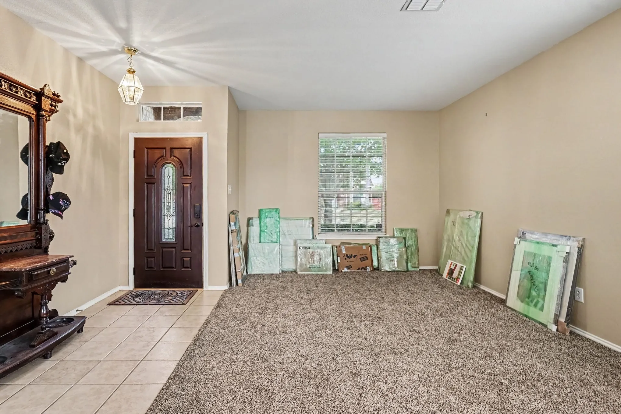 Single Family Residence For Sale in Dallas County , 4619 Southampton Boulevard, Garland, Texas 75043, 4 Bedroom, 2 Bathroom, 2 Garage spaces, 2,359 Sqft, built in 2003, mls#21386769, Real Estate Agent in Garland, Homes For Sale in Dallas county, Homes For Sale in Garland, Realtor in Garland Texas, Real Estate Brokerage Independent Realty Texas, Luminita Cordes Realtor