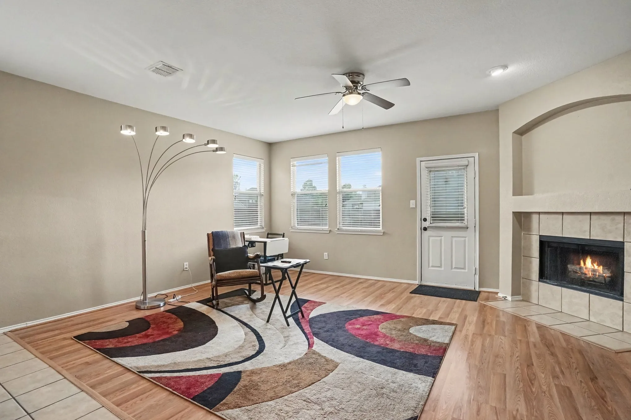 Single Family Residence For Sale in Dallas County , 4619 Southampton Boulevard, Garland, Texas 75043, 4 Bedroom, 2 Bathroom, 2 Garage spaces, 2,359 Sqft, built in 2003, mls#21386769, Real Estate Agent in Garland, Homes For Sale in Dallas county, Homes For Sale in Garland, Realtor in Garland Texas, Real Estate Brokerage Independent Realty Texas, Luminita Cordes Realtor