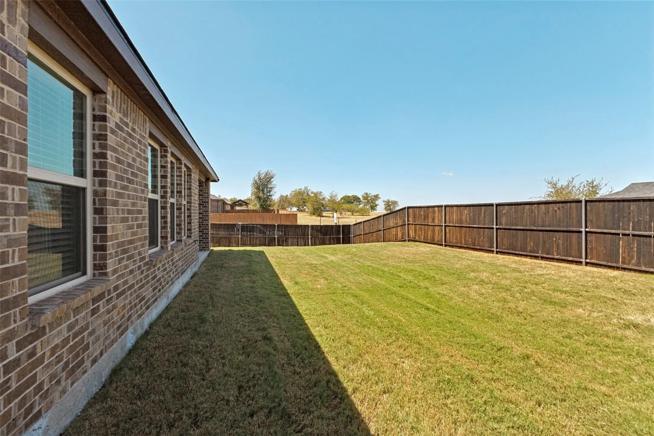Single Family Residence For Sale in Collin County , 1112 Cherry Blossom Street, Anna, Texas 75409, 4 Bedroom, 2 Bathroom, 2 Garage spaces, 2,036 Sqft, built in 2020, mls#21356886, Real Estate Agent in Anna, Homes For Sale in Collin county, Homes For Sale in Anna, Realtor in Anna Texas, Real Estate Brokerage Independent Realty Texas, Luminita Cordes Realtor
