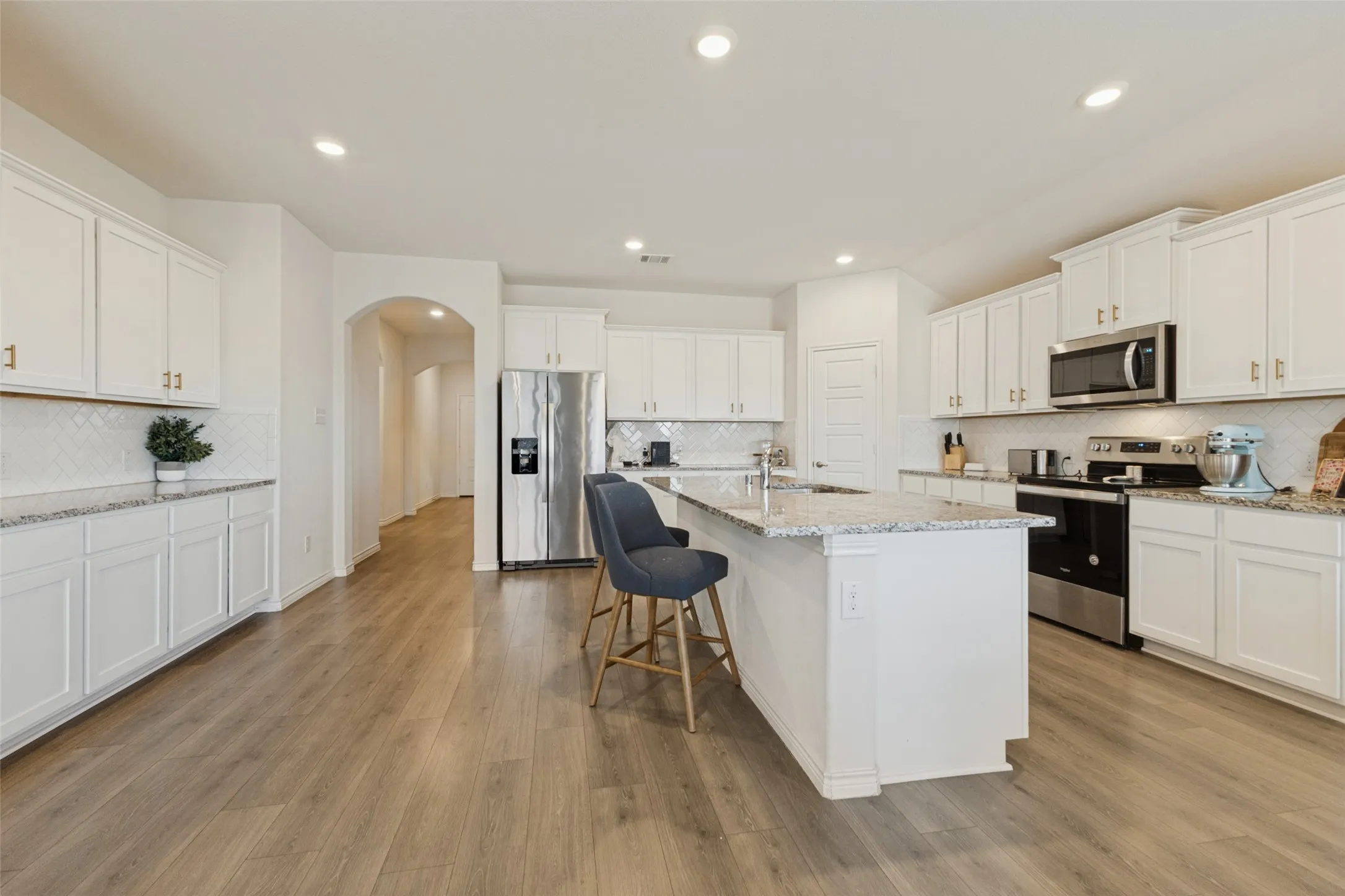 Single Family Residence For Sale in Collin County , 1112 Cherry Blossom Street, Anna, Texas 75409, 4 Bedroom, 2 Bathroom, 2 Garage spaces, 2,036 Sqft, built in 2020, mls#21356886, Real Estate Agent in Anna, Homes For Sale in Collin county, Homes For Sale in Anna, Realtor in Anna Texas, Real Estate Brokerage Independent Realty Texas, Luminita Cordes Realtor