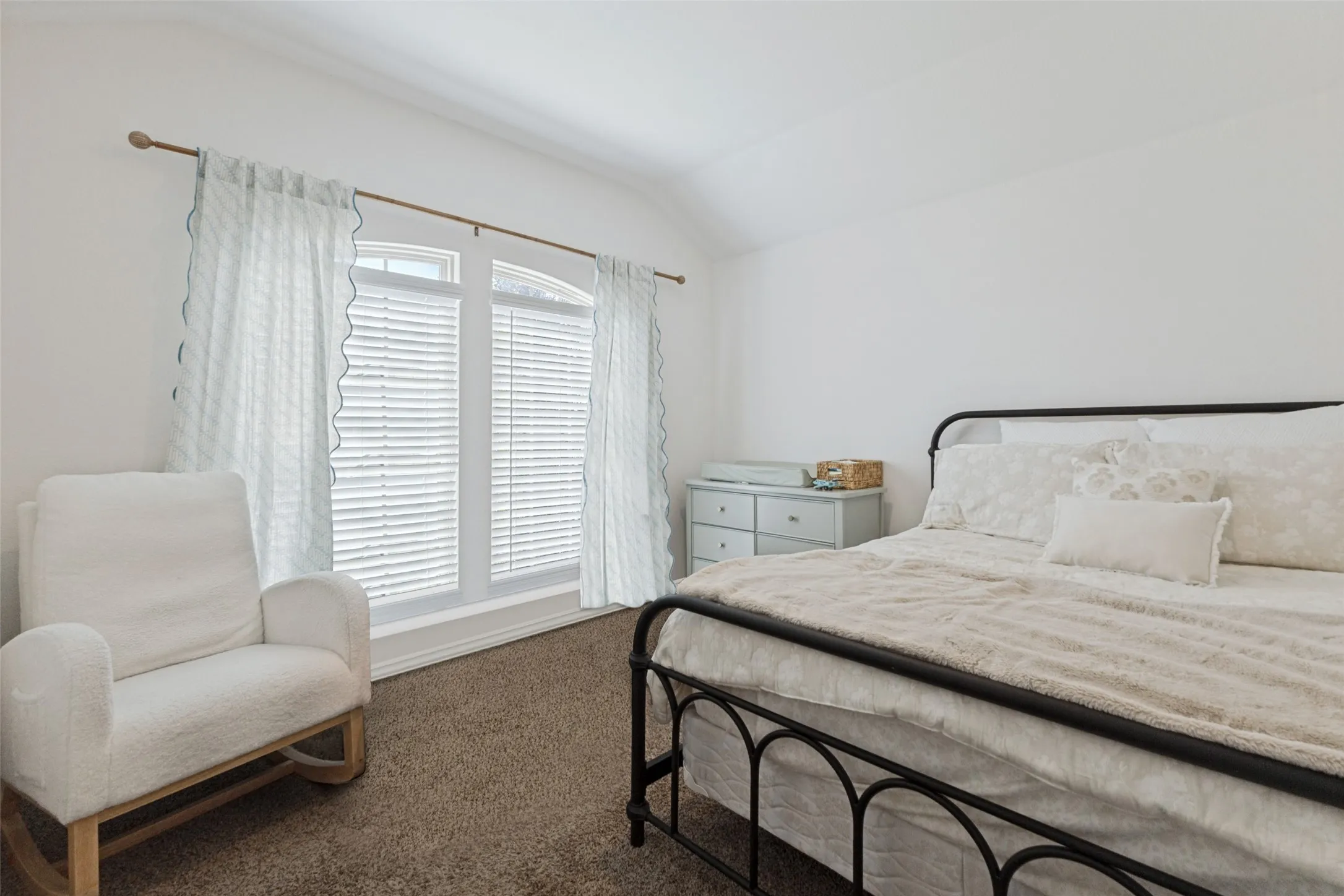 Single Family Residence For Sale in Collin County , 1112 Cherry Blossom Street, Anna, Texas 75409, 4 Bedroom, 2 Bathroom, 2 Garage spaces, 2,036 Sqft, built in 2020, mls#21356886, Real Estate Agent in Anna, Homes For Sale in Collin county, Homes For Sale in Anna, Realtor in Anna Texas, Real Estate Brokerage Independent Realty Texas, Luminita Cordes Realtor
