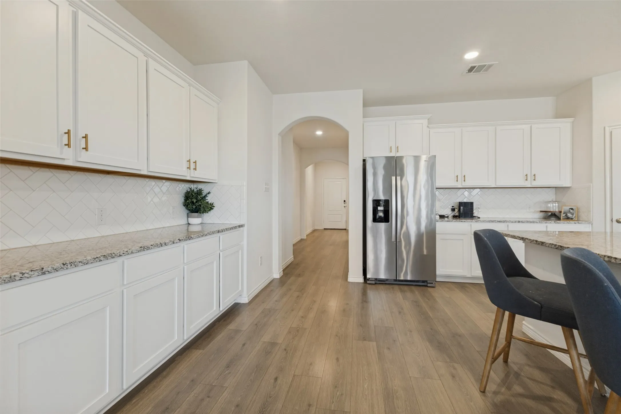 Single Family Residence For Sale in Collin County , 1112 Cherry Blossom Street, Anna, Texas 75409, 4 Bedroom, 2 Bathroom, 2 Garage spaces, 2,036 Sqft, built in 2020, mls#21356886, Real Estate Agent in Anna, Homes For Sale in Collin county, Homes For Sale in Anna, Realtor in Anna Texas, Real Estate Brokerage Independent Realty Texas, Luminita Cordes Realtor