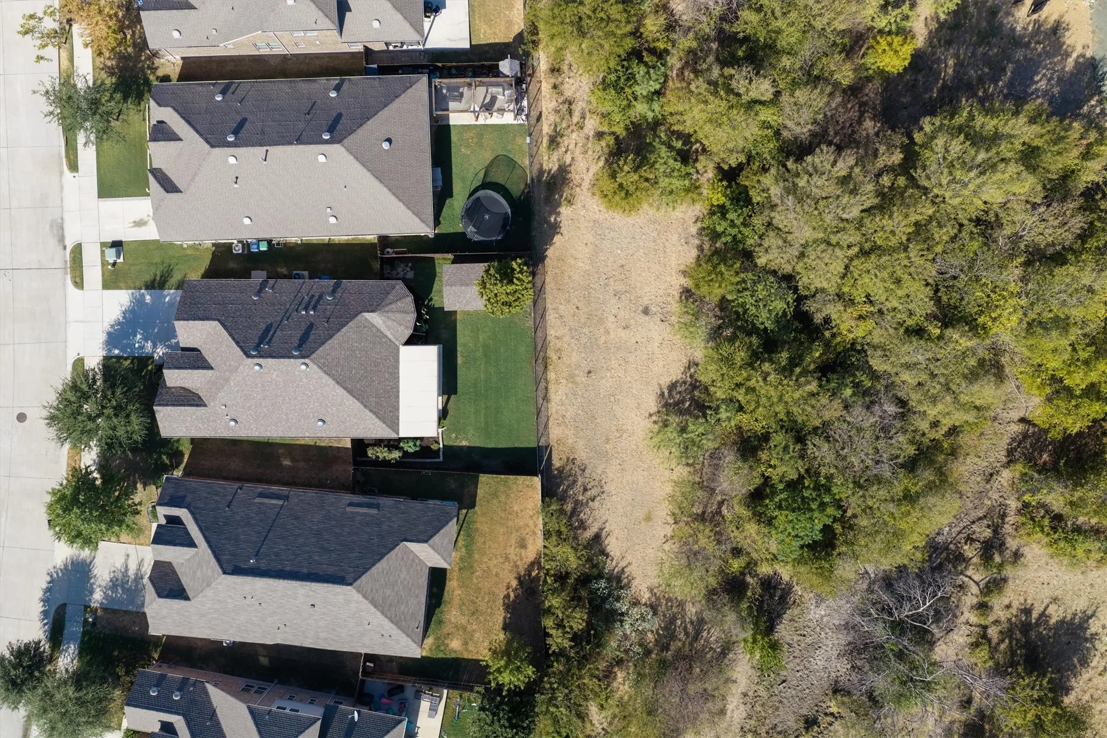 Single Family Residence For Sale in Denton County , 6424 Roaring Creek, Denton, Texas 76226, 3 Bedroom, 2 Bathroom, 2 Garage spaces, 1,738 Sqft, built in 2017, mls#21375456, Real Estate Agent in Denton, Homes For Sale in Denton county, Homes For Sale in Denton, Realtor in Denton Texas, Real Estate Brokerage Independent Realty Texas, Luminita Cordes Realtor