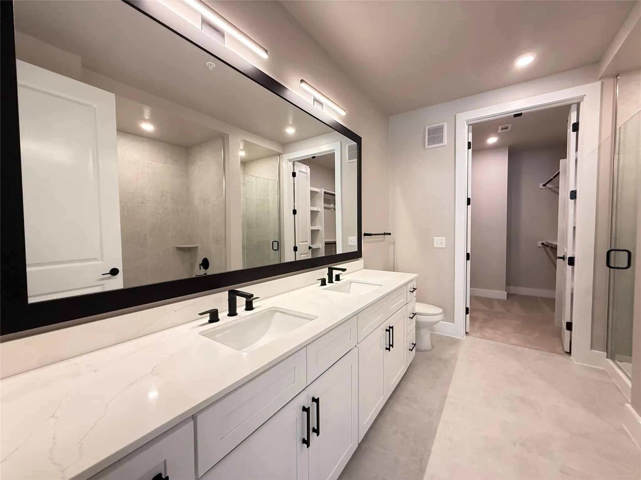 Apartment For Rent in Dallas County , 3255 Carlisle Street 2106, Dallas, Texas 75204, 2 Bedroom, 2 Bathroom, 2 Garage spaces, 1,349 Sqft, built in 2025, mls#21389178, Real Estate Agent in Dallas, Homes For Rent in Dallas county, Homes For Rent in Dallas, Realtor in Dallas Texas, Real Estate Brokerage Independent Realty Texas, Luminita Cordes Realtor