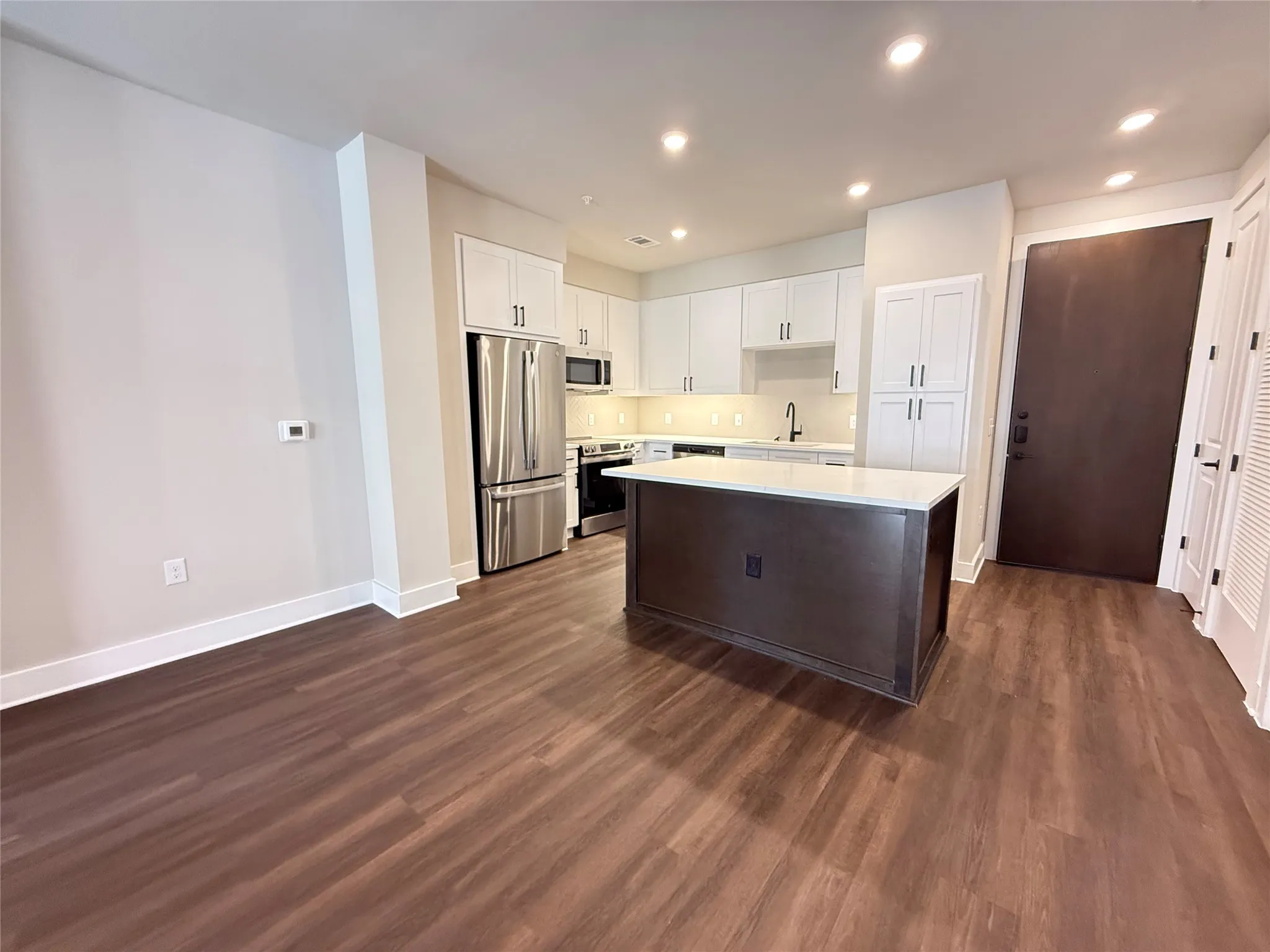 Apartment For Rent in Dallas County , 3255 Carlisle Street 2106, Dallas, Texas 75204, 2 Bedroom, 2 Bathroom, 2 Garage spaces, 1,349 Sqft, built in 2025, mls#21389178, Real Estate Agent in Dallas, Homes For Rent in Dallas county, Homes For Rent in Dallas, Realtor in Dallas Texas, Real Estate Brokerage Independent Realty Texas, Luminita Cordes Realtor