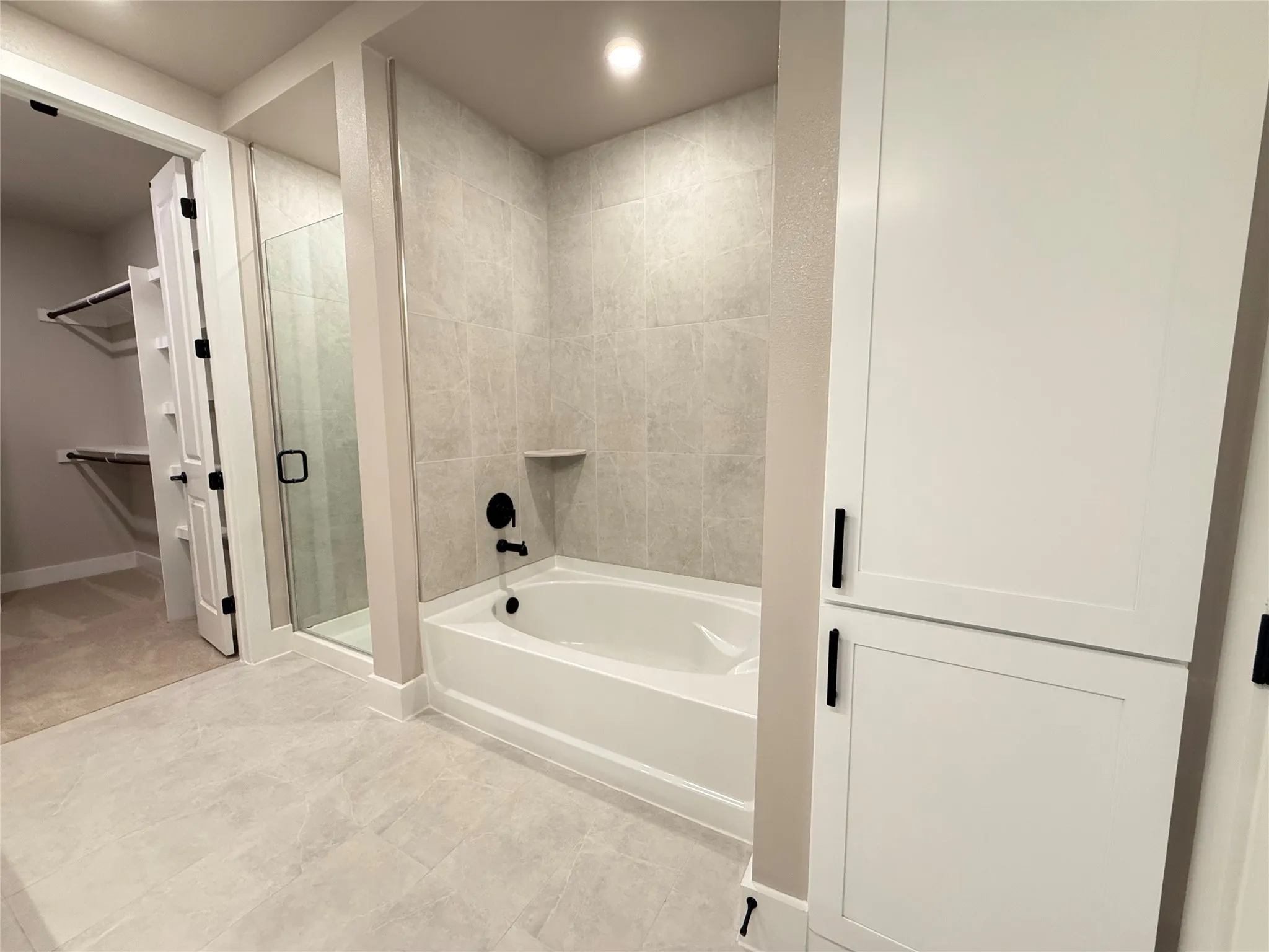 Apartment For Rent in Dallas County , 3255 Carlisle Street 2106, Dallas, Texas 75204, 2 Bedroom, 2 Bathroom, 2 Garage spaces, 1,349 Sqft, built in 2025, mls#21389178, Real Estate Agent in Dallas, Homes For Rent in Dallas county, Homes For Rent in Dallas, Realtor in Dallas Texas, Real Estate Brokerage Independent Realty Texas, Luminita Cordes Realtor